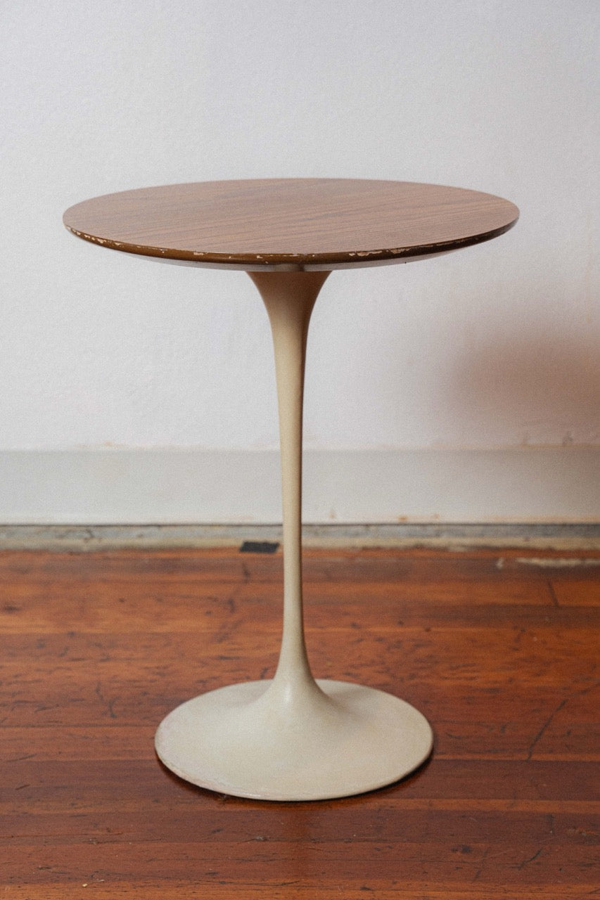 1960s Tulip Side Table by Eero Saarinen for Knoll
