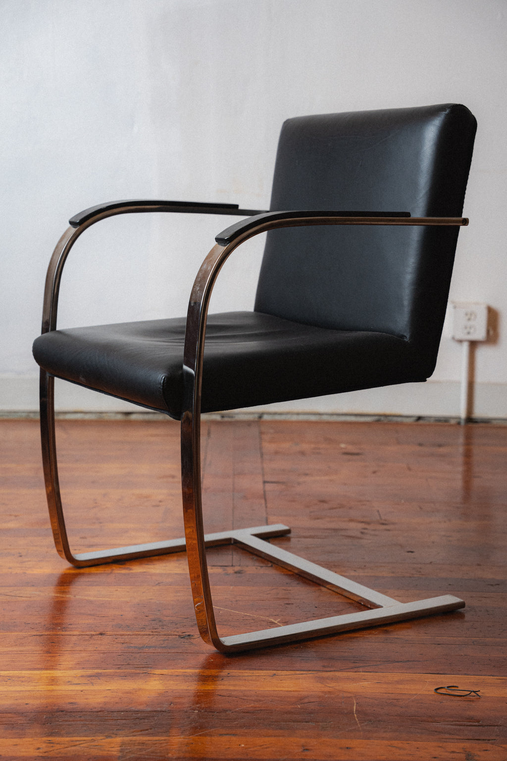 Mies Van Der Rohe "BRNO" Style Chair