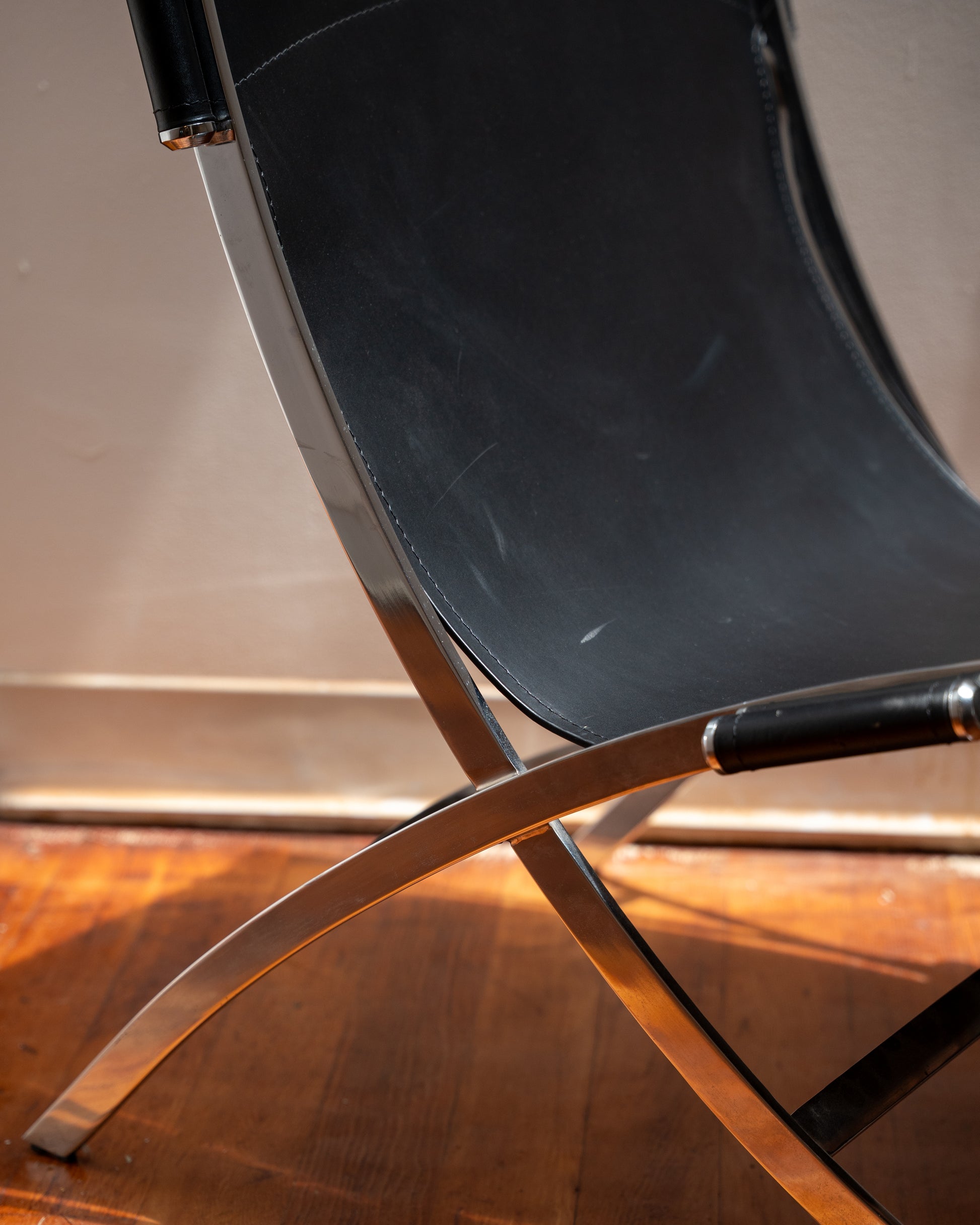 Antonio Citterio Scissor Lounge Chairs for Flexform