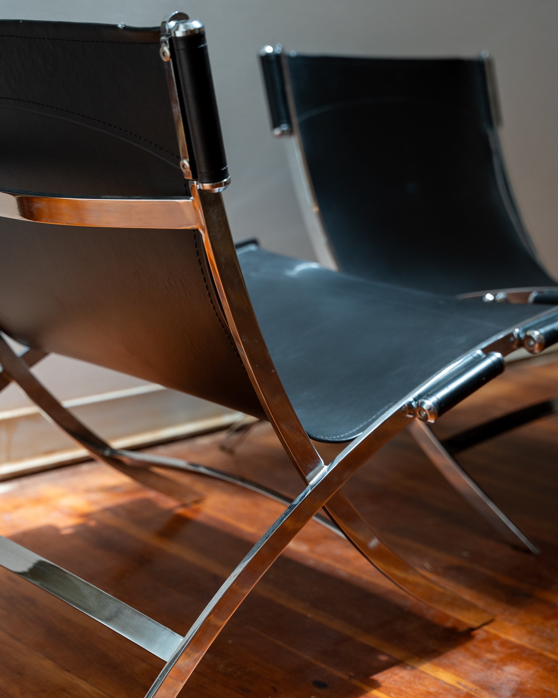 Antonio Citterio Scissor Lounge Chairs for Flexform
