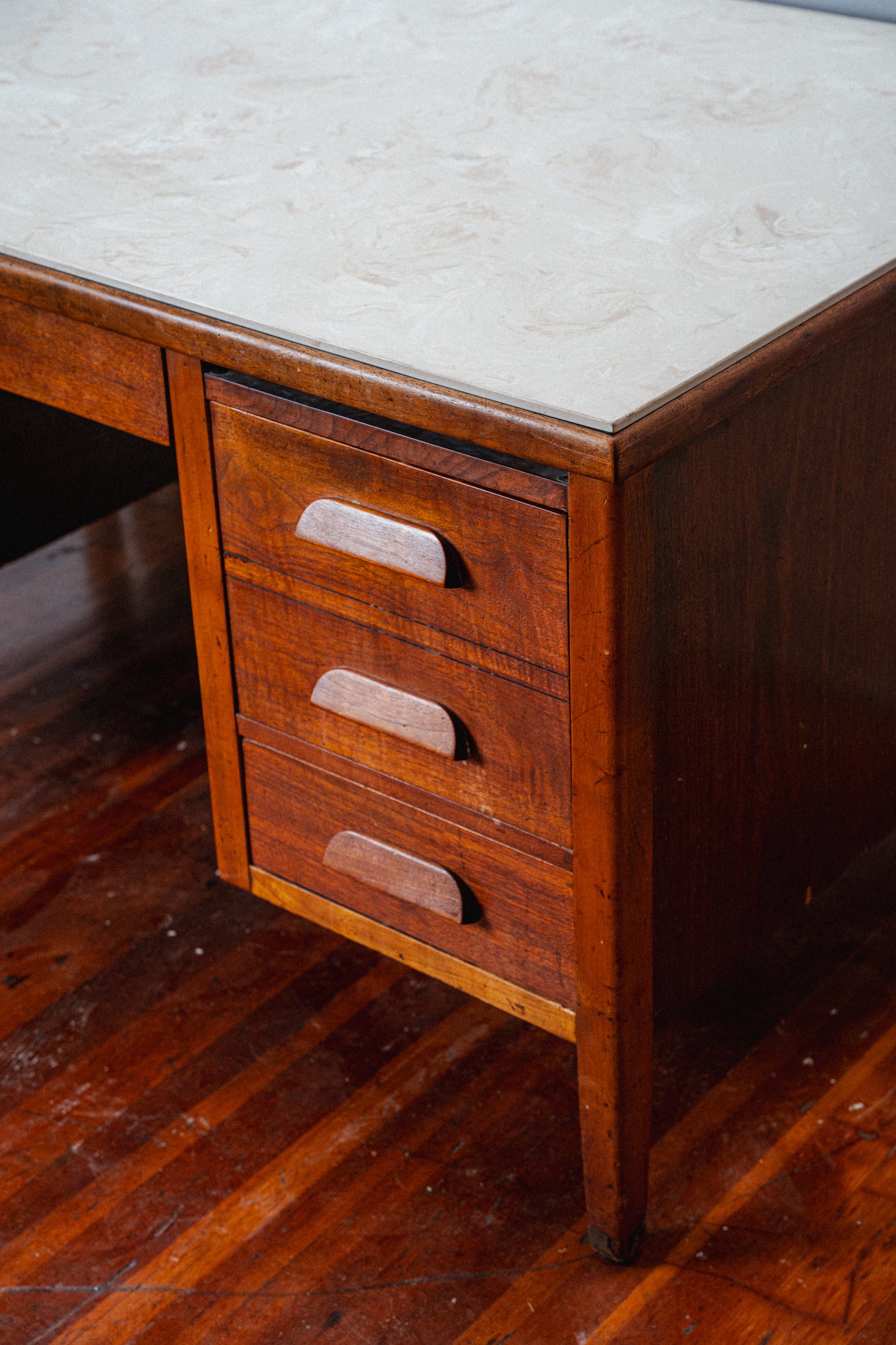 Early 20th Century Travertine-topped Mahogany Desk