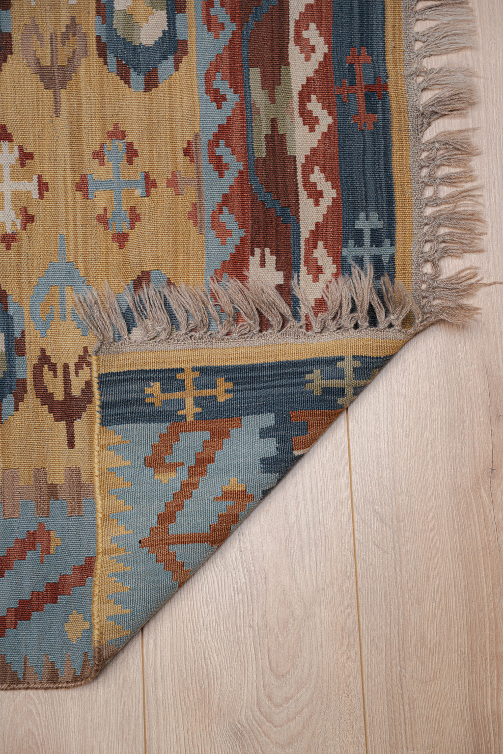 Kilim Rug 5x8'