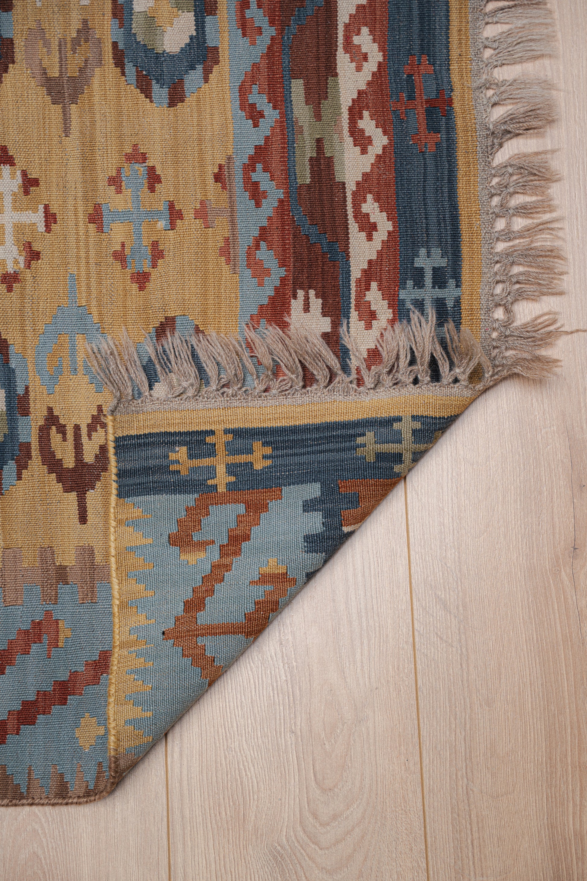Kilim Rug 5x8'