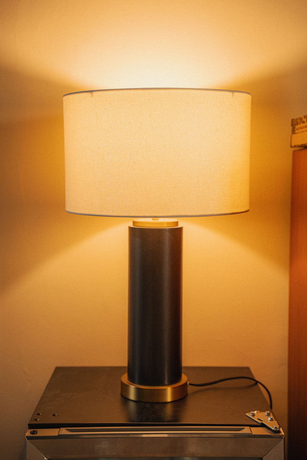 Pillar Metal USB Lamp
