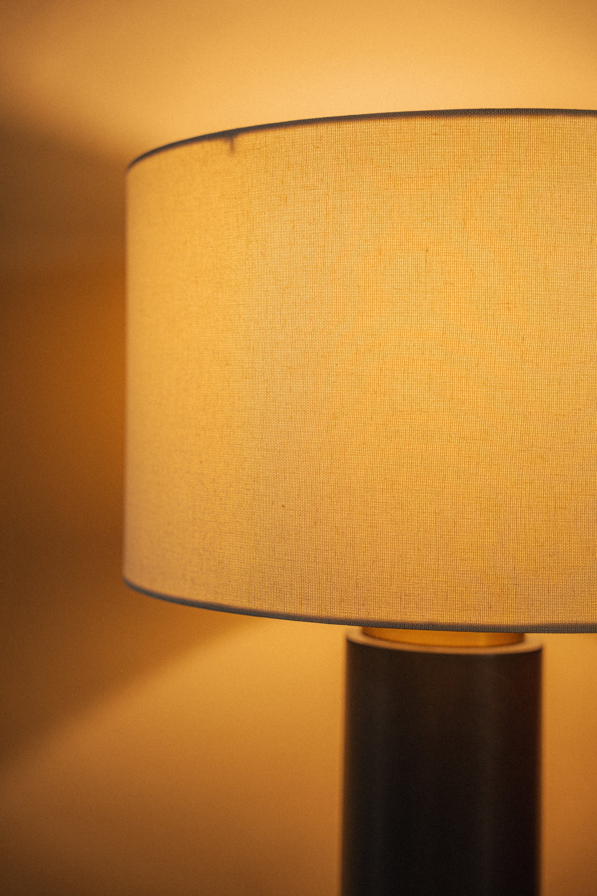 Pillar Metal USB Lamp