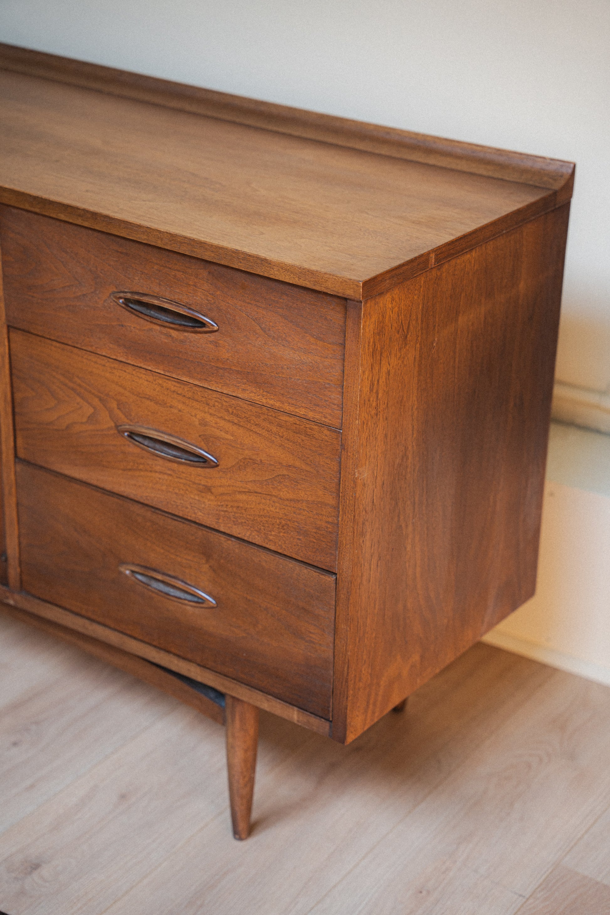 Sculptra Low Dresser by Broyhill