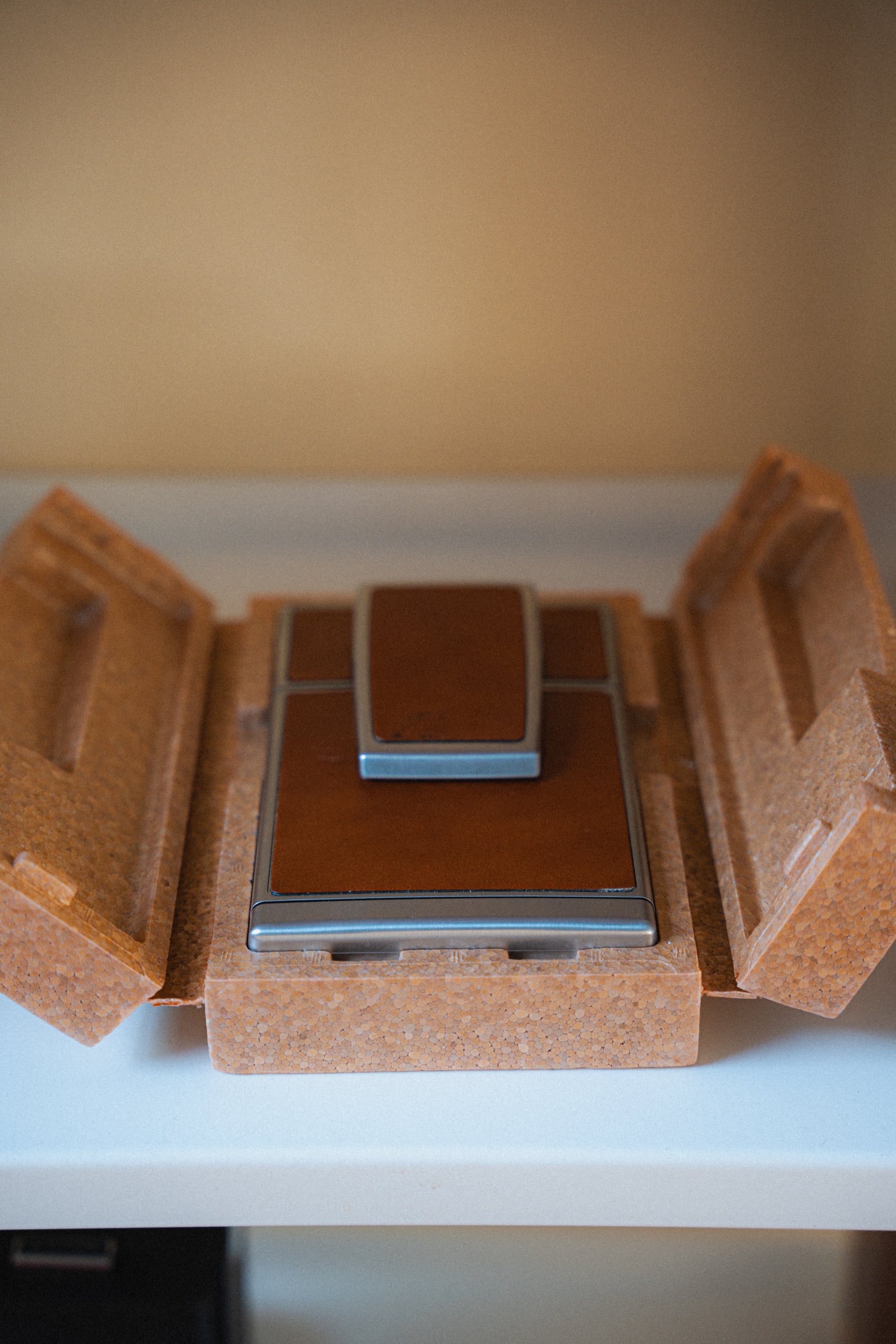 Polaroid SX-70 with Original Box / Packaging