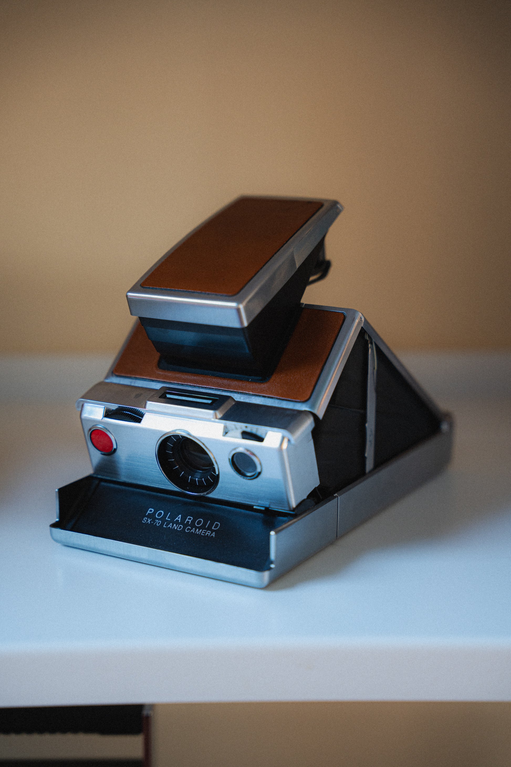 Polaroid SX-70 with Original Box / Packaging