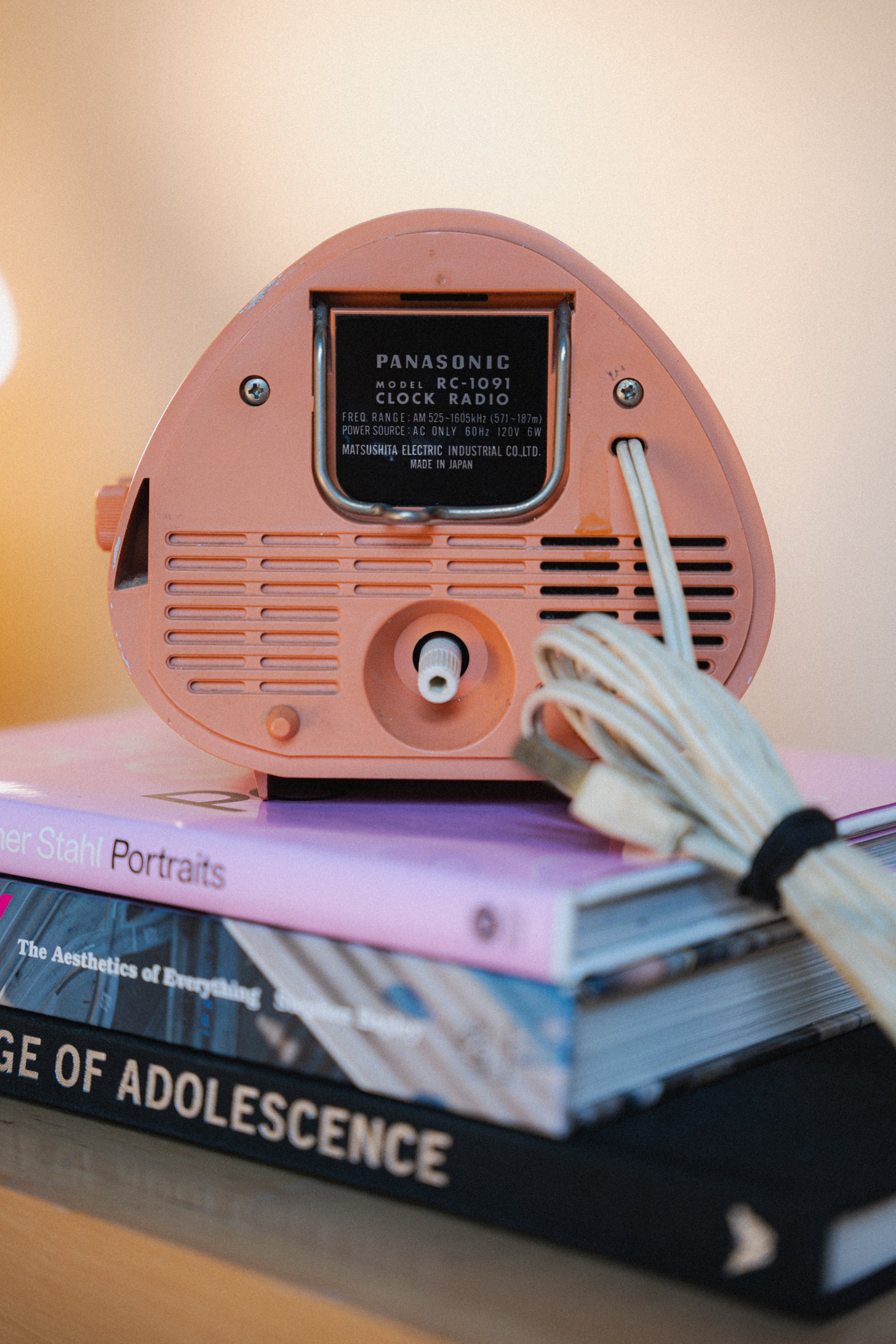 Panasonic 1960's Space Age Clock AM Radio, Model 1091 "The Spencer" Pink
