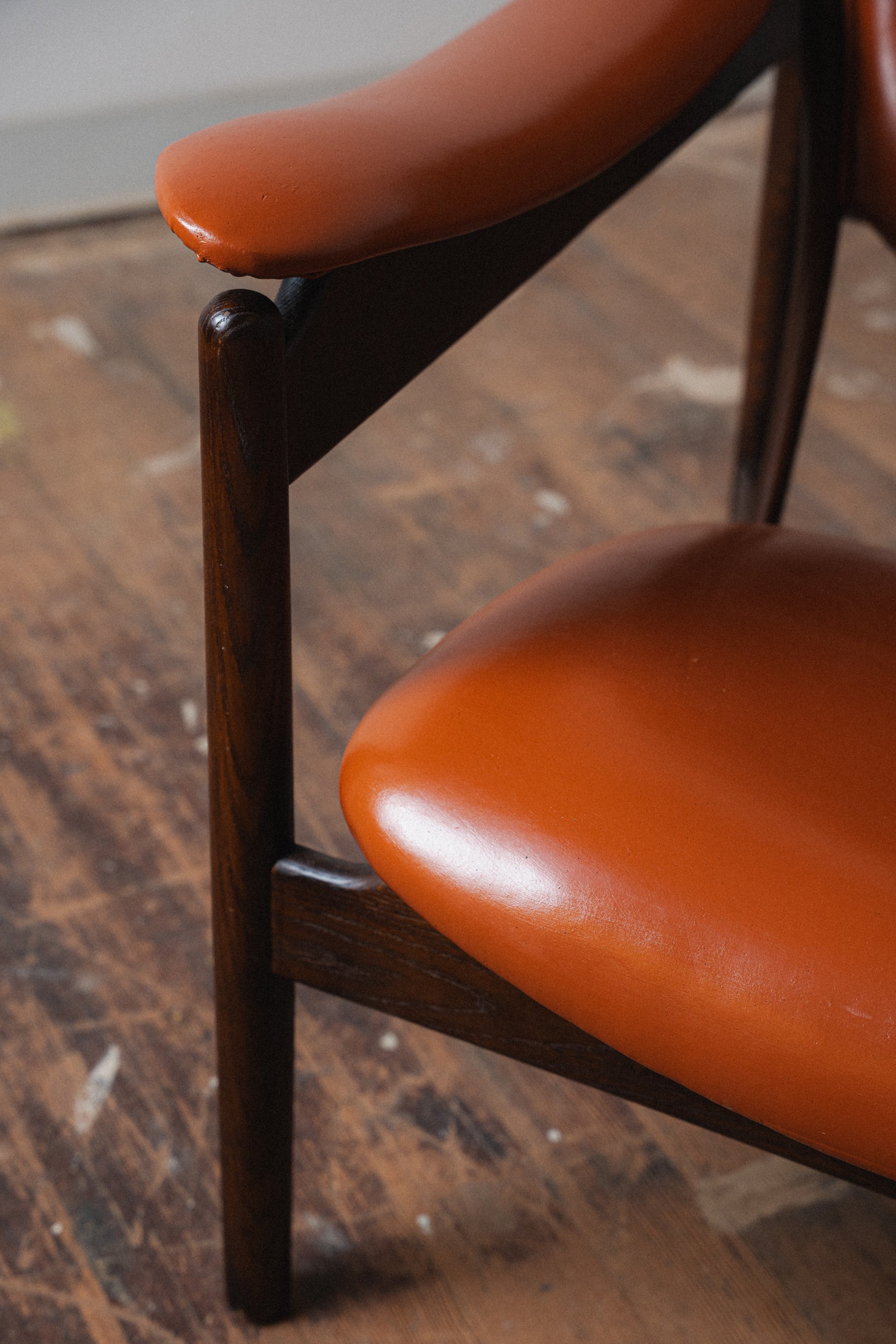 Chieftain-Style Chair by New Pacific Direct