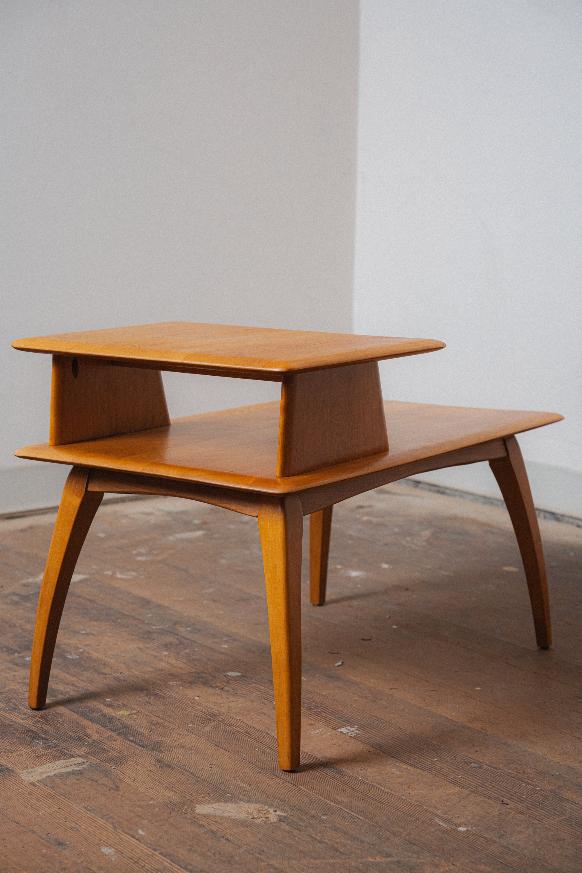 Pair of Restored Tiered Side Tables by Heywood-Wakefield