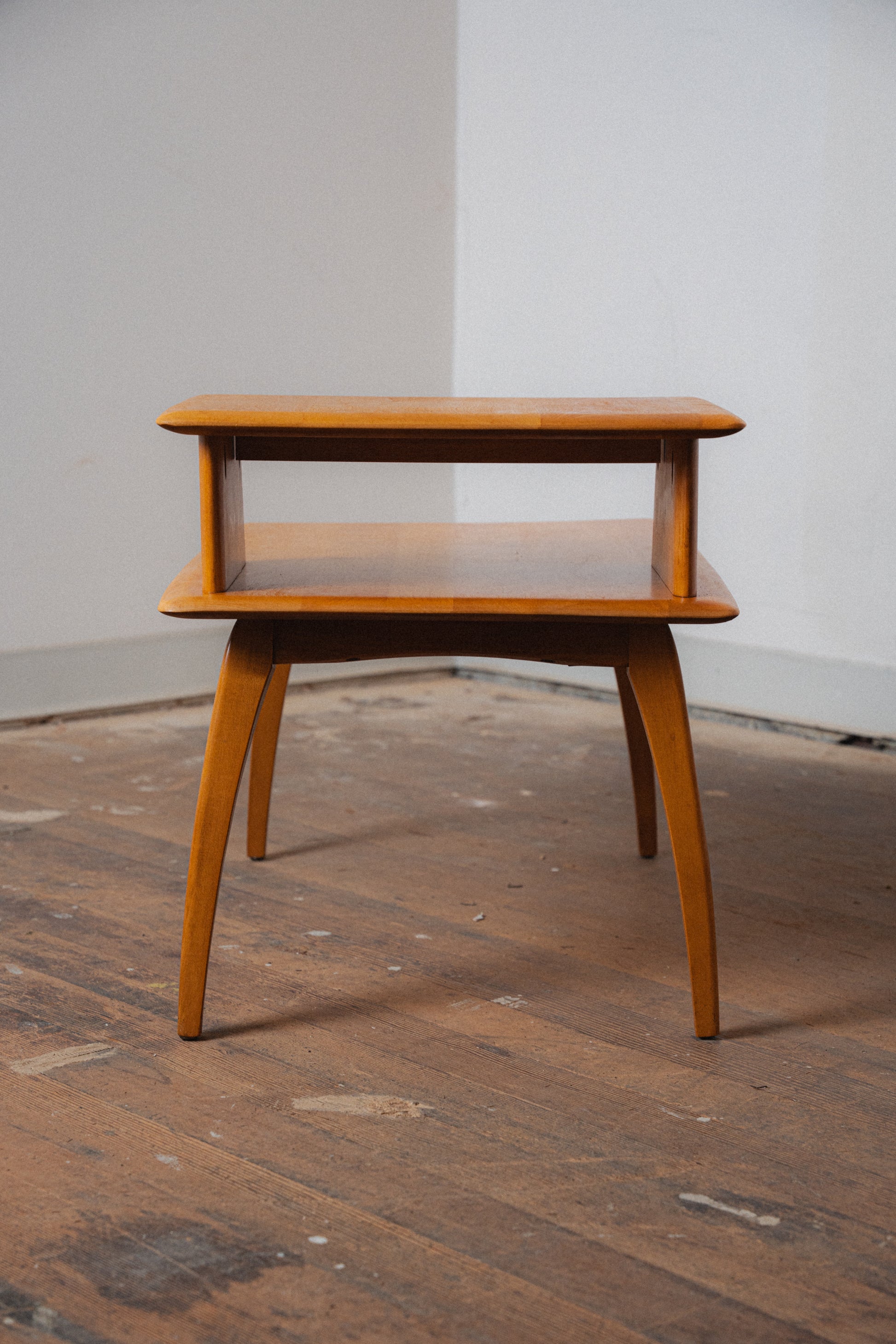 Pair of Restored Tiered Side Tables by Heywood-Wakefield