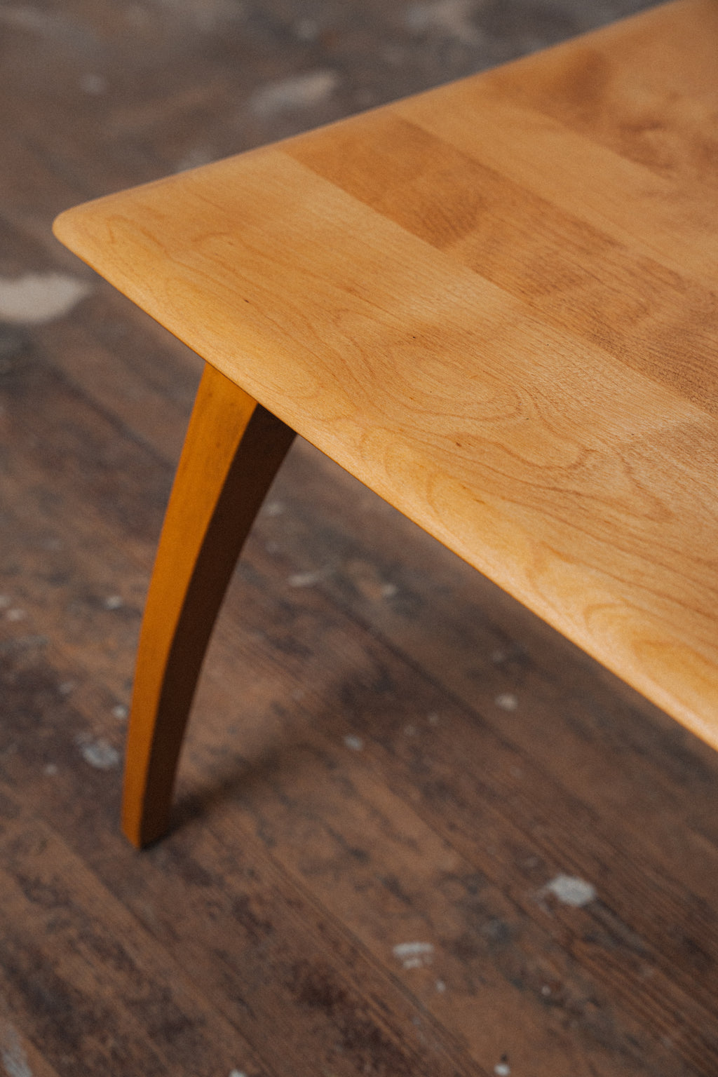 Pair of Restored Tiered Side Tables by Heywood-Wakefield