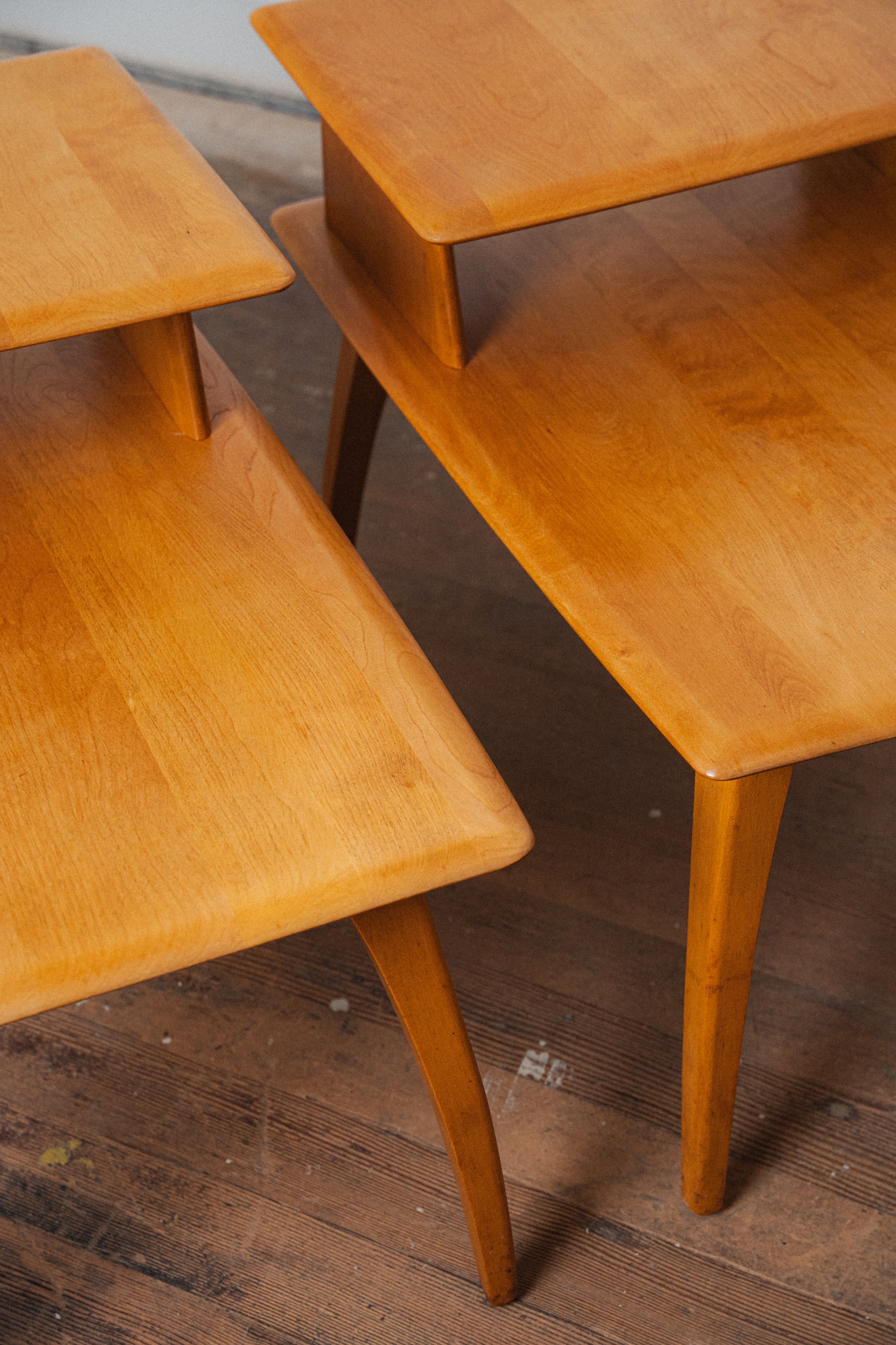 Pair of Restored Tiered Side Tables by Heywood-Wakefield
