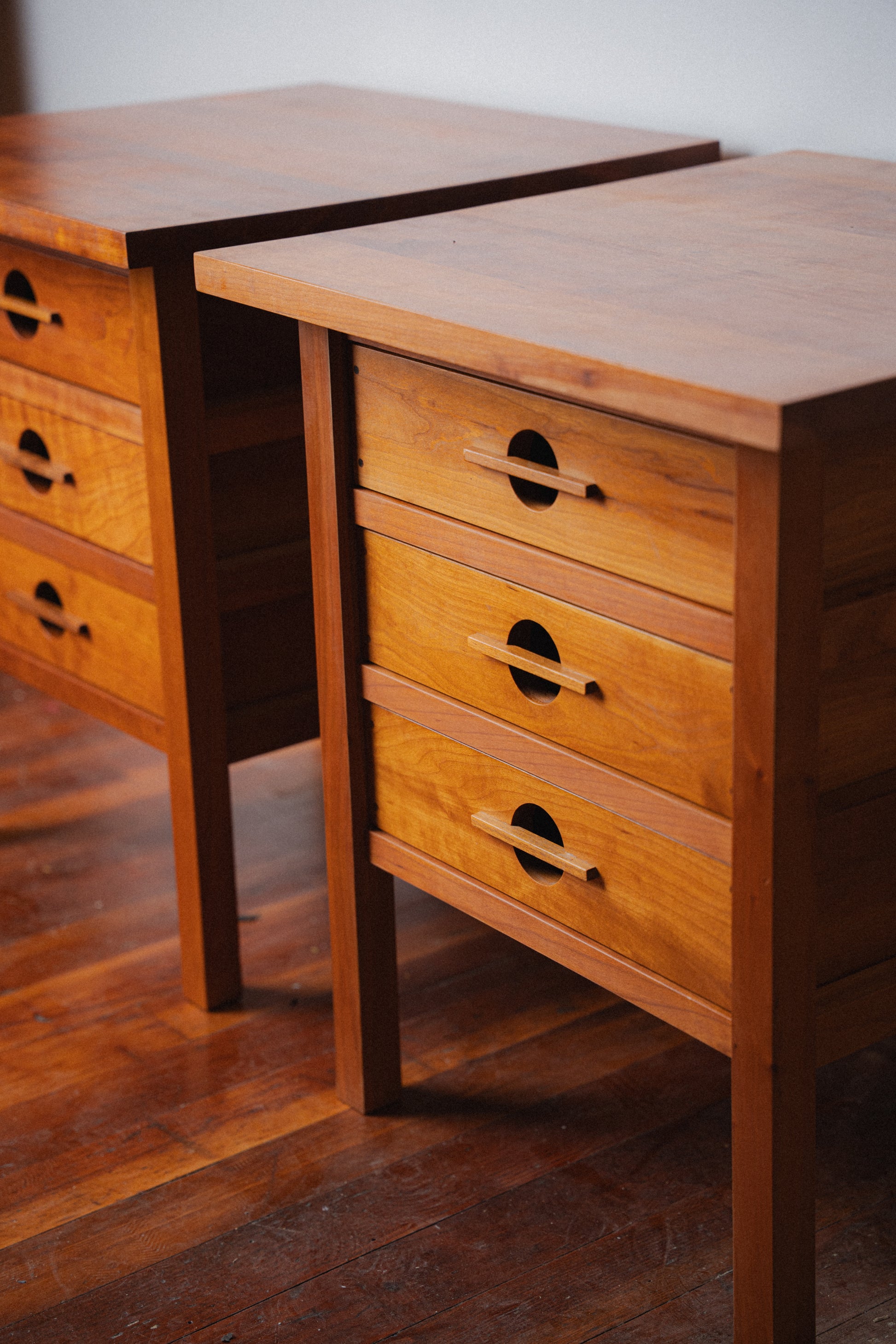 Pair of Solid Elm Nightstands/End Tables