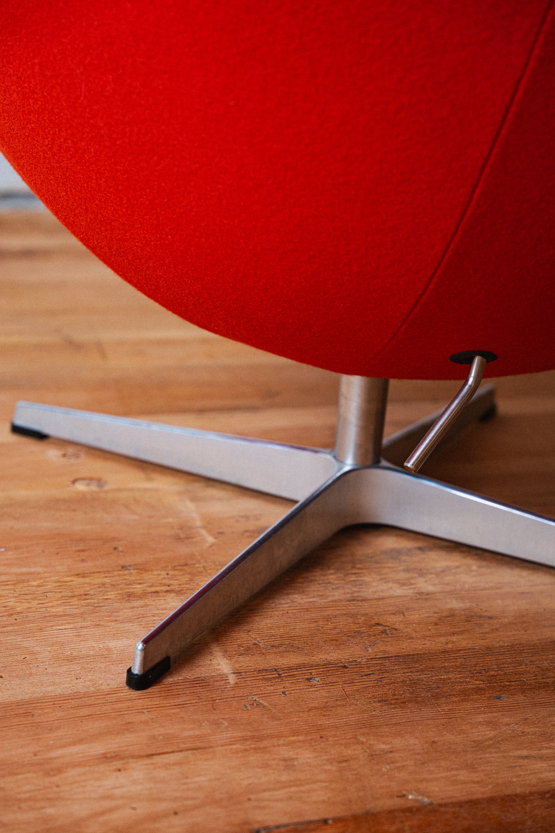Egg Chair by Arne Jacobsen for Republic of Fritz Hansen