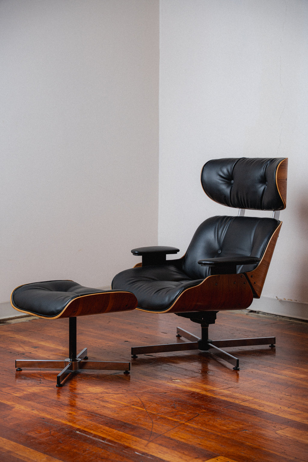 Plycraft Eames-Style Chair