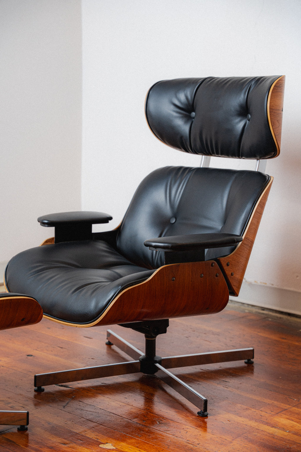 Plycraft Eames-Style Chair