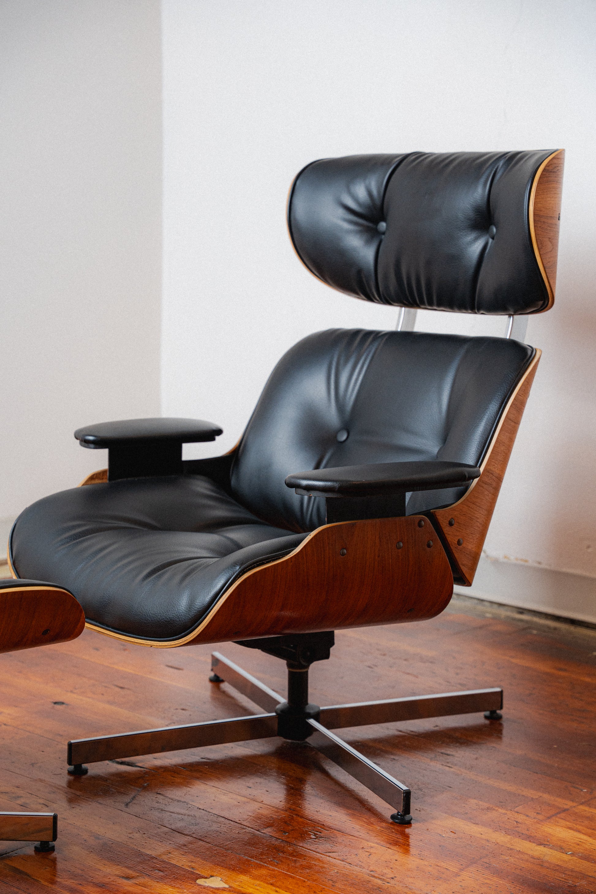 Plycraft Eames-Style Chair