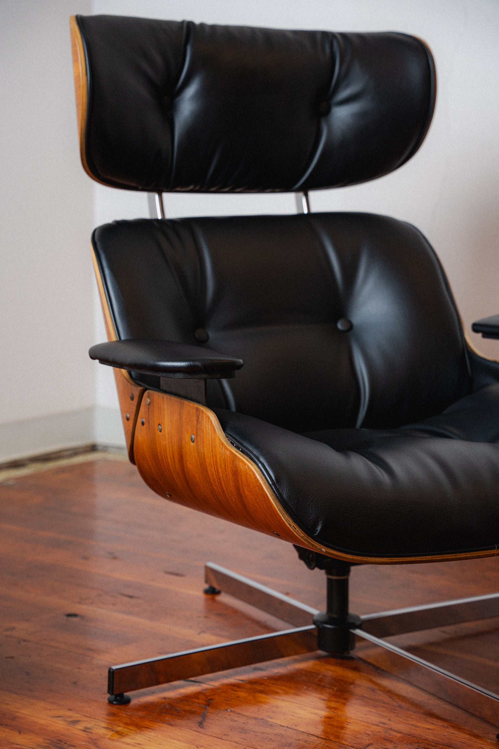 Plycraft Eames-Style Chair