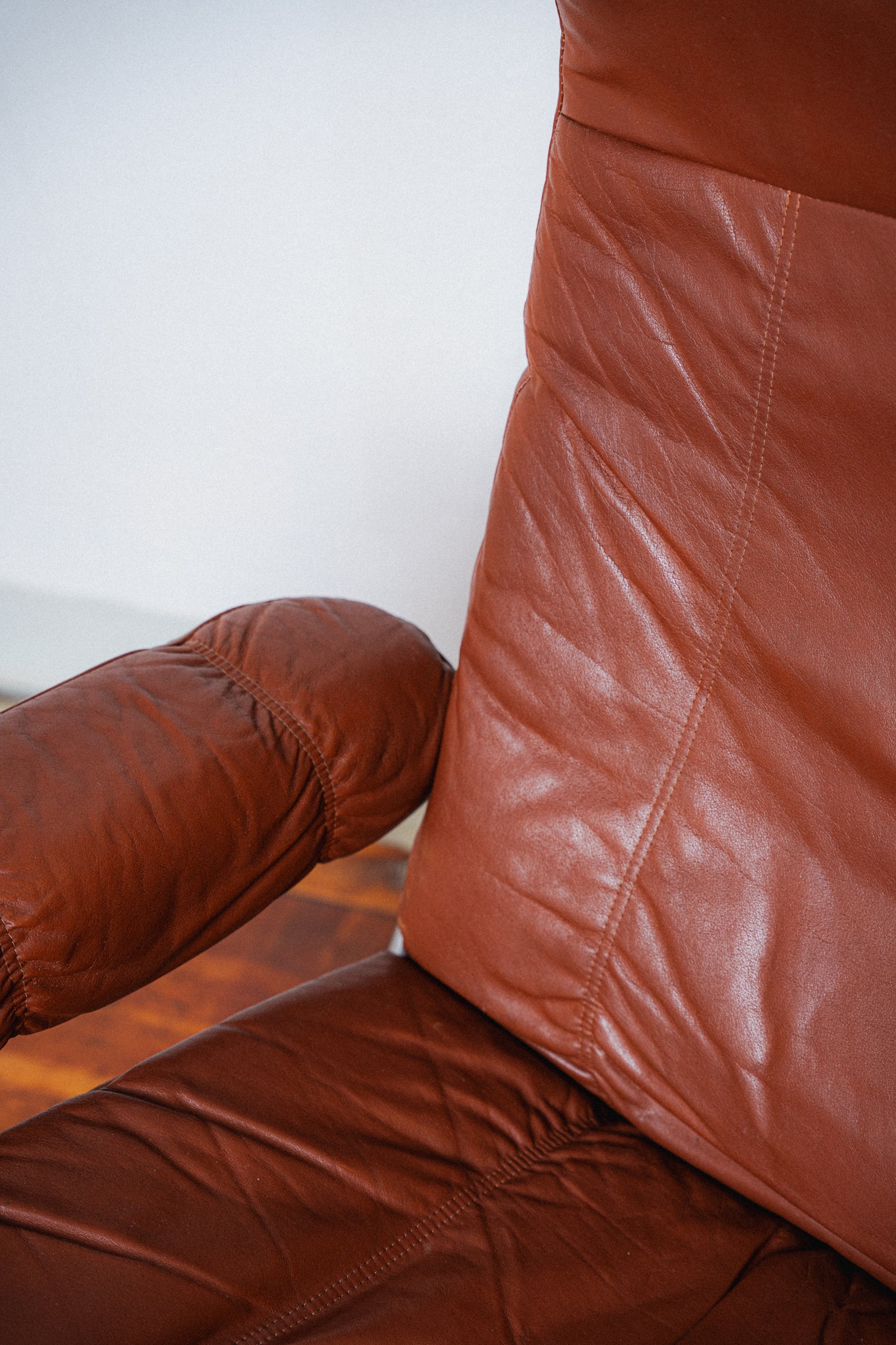 Ekornes Stressless Lounge Chair + Ottoman