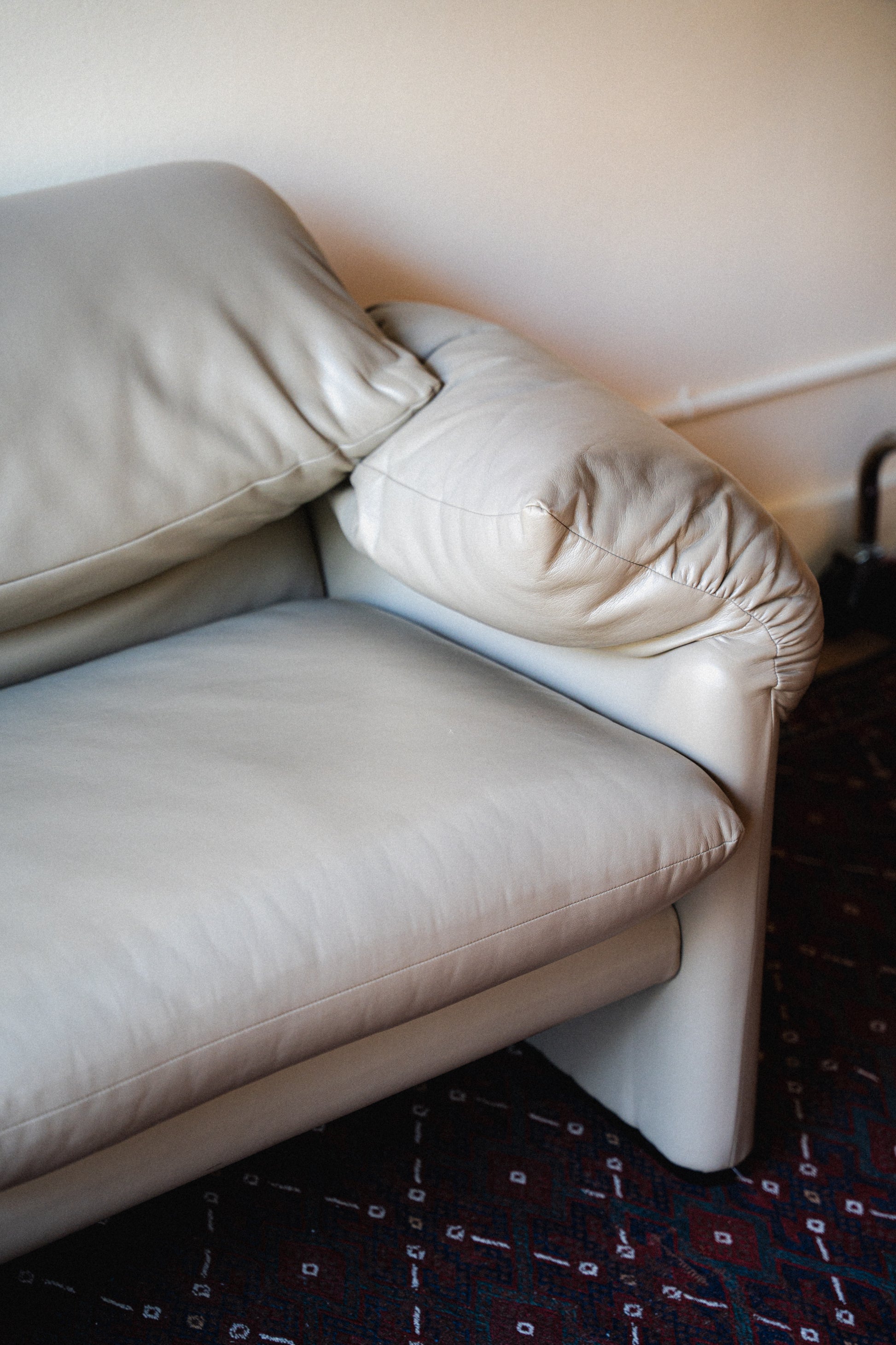 Maralunga Sofa by Vico Magistretti for Cassina