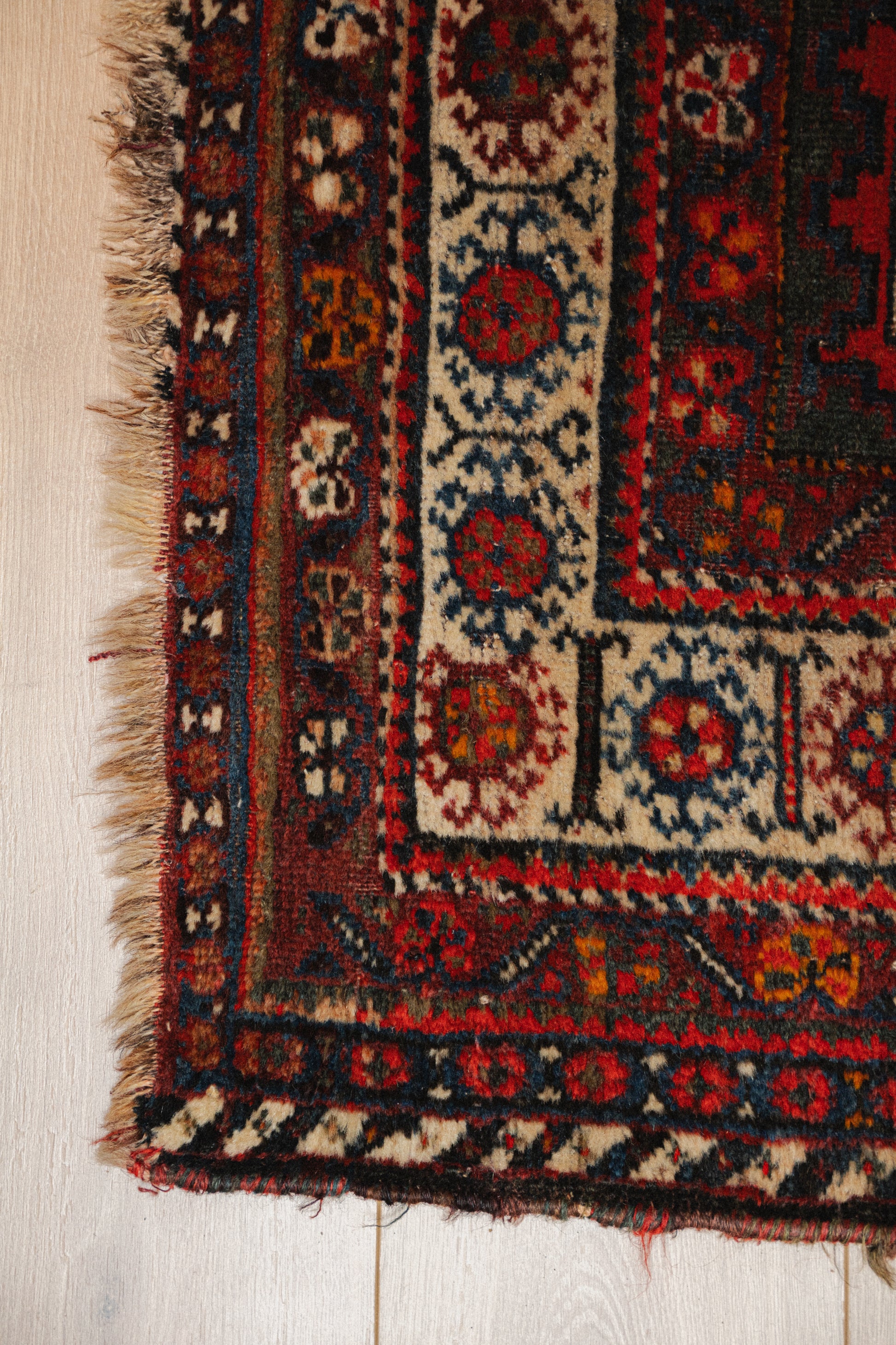 Antique Khamseh Rug 6.5 x 10'