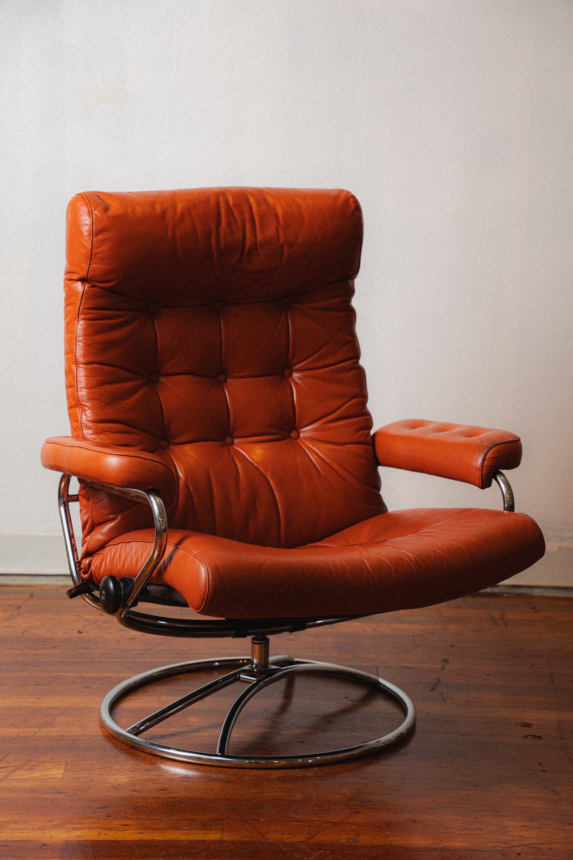 Ekornes Stressless Lounge Chair + Ottoman