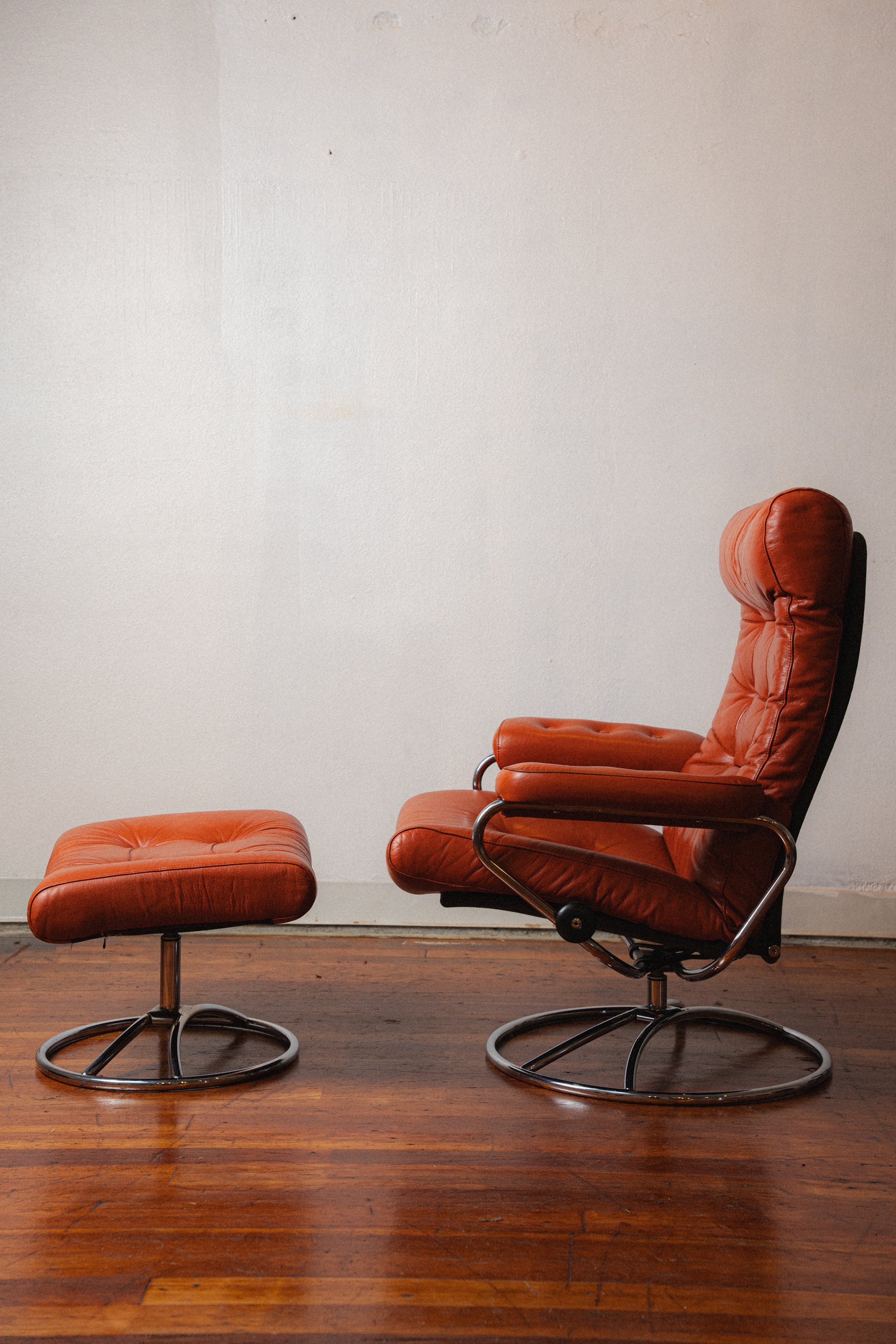 Ekornes Stressless Lounge Chair + Ottoman