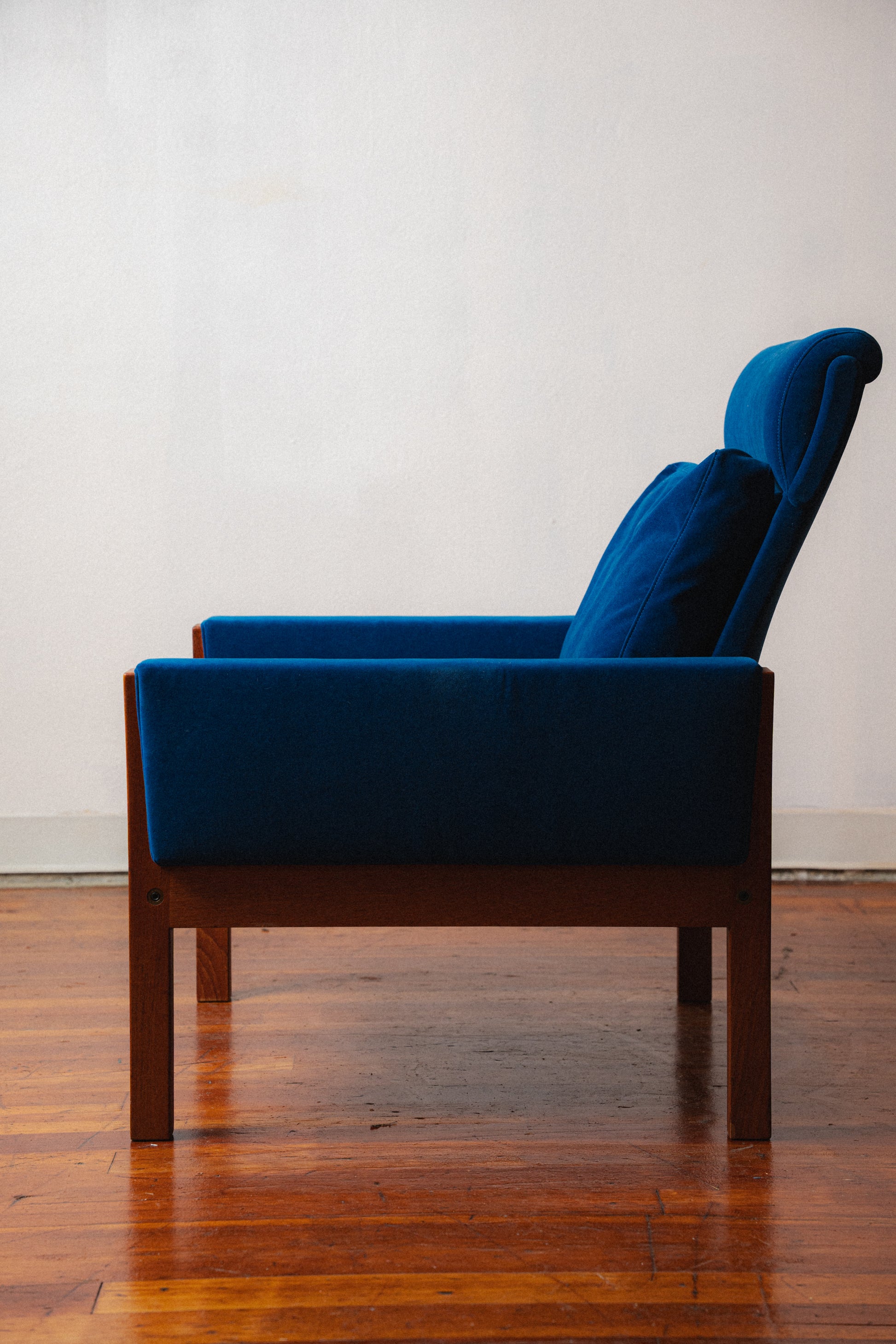 Hans Wegner AP 62 Highback Lounge Chair in Teak for AP Stolen