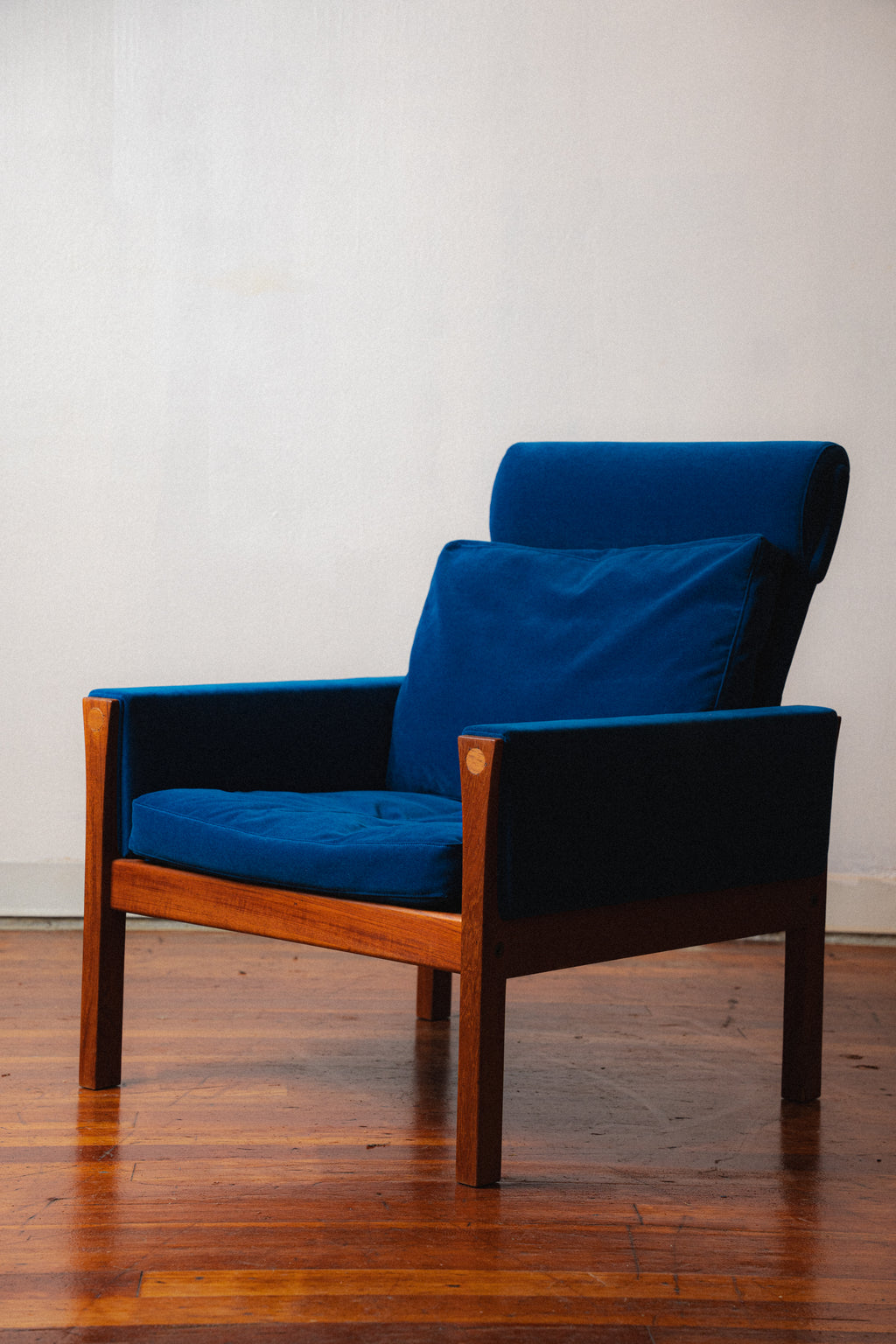 Hans Wegner AP 62 Highback Lounge Chair in Teak for AP Stolen