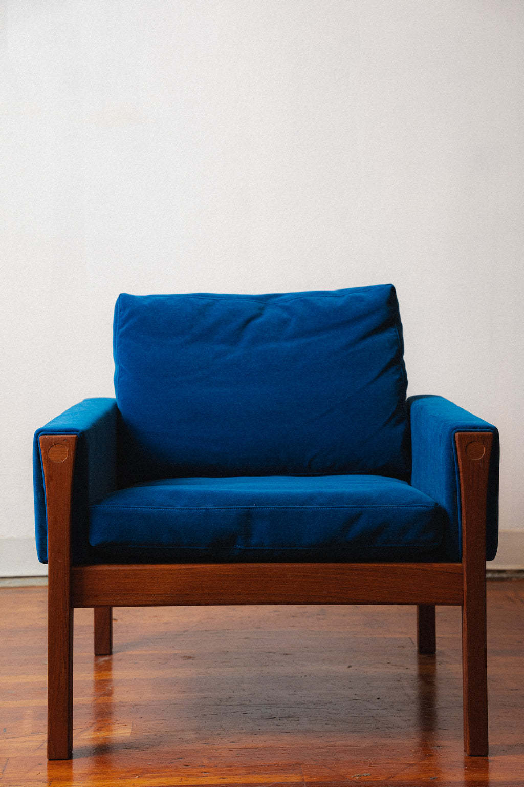 Hans Wegner AP 63 Lounge Chair in Teak for AP Stolen