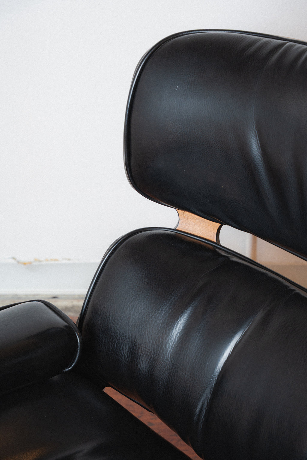 Mr. Chair w/ Ottoman by George Mulhauser for Plycraft