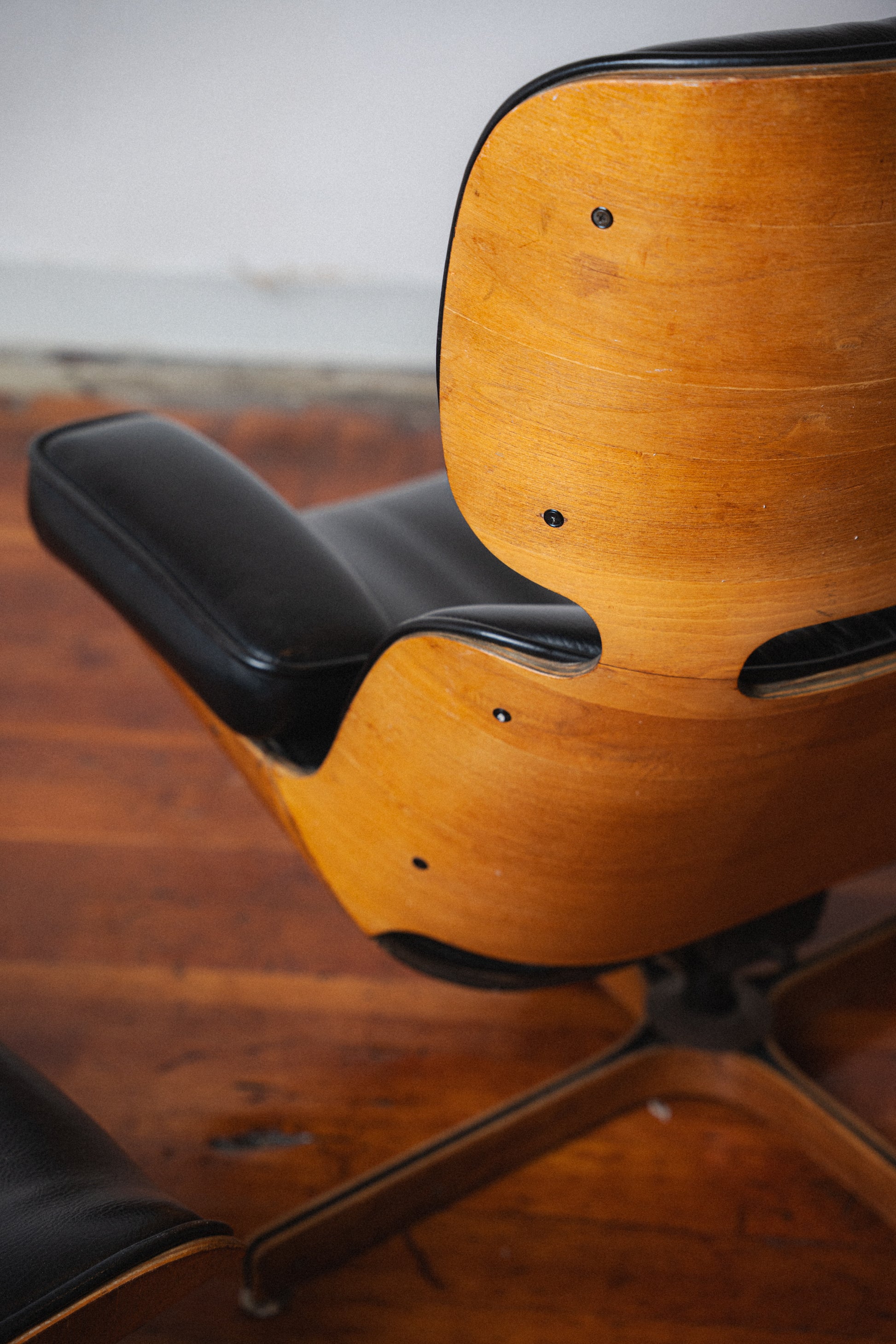 Mr. Chair w/ Ottoman by George Mulhauser for Plycraft