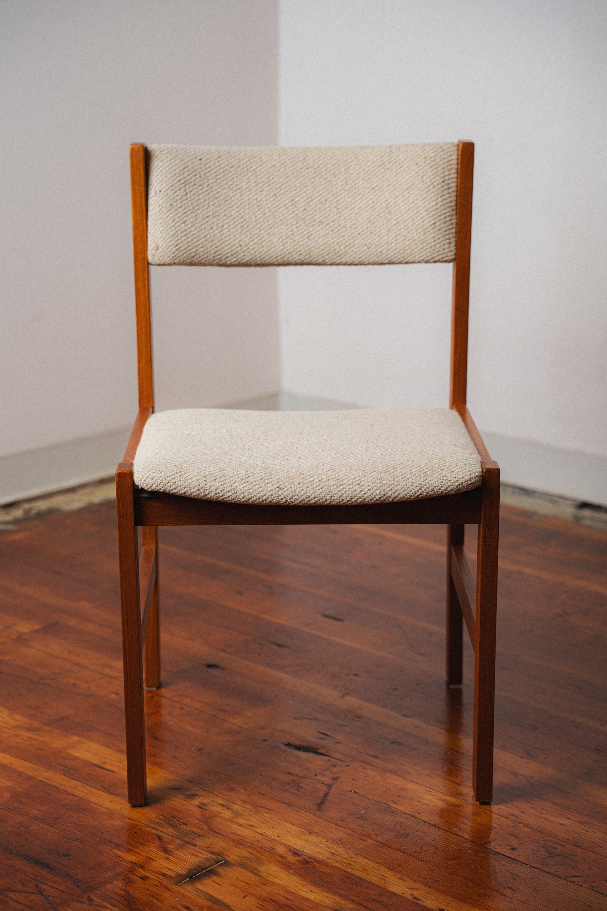 Set of 4 Teak Dining Chairs by Sun Furniture Co.