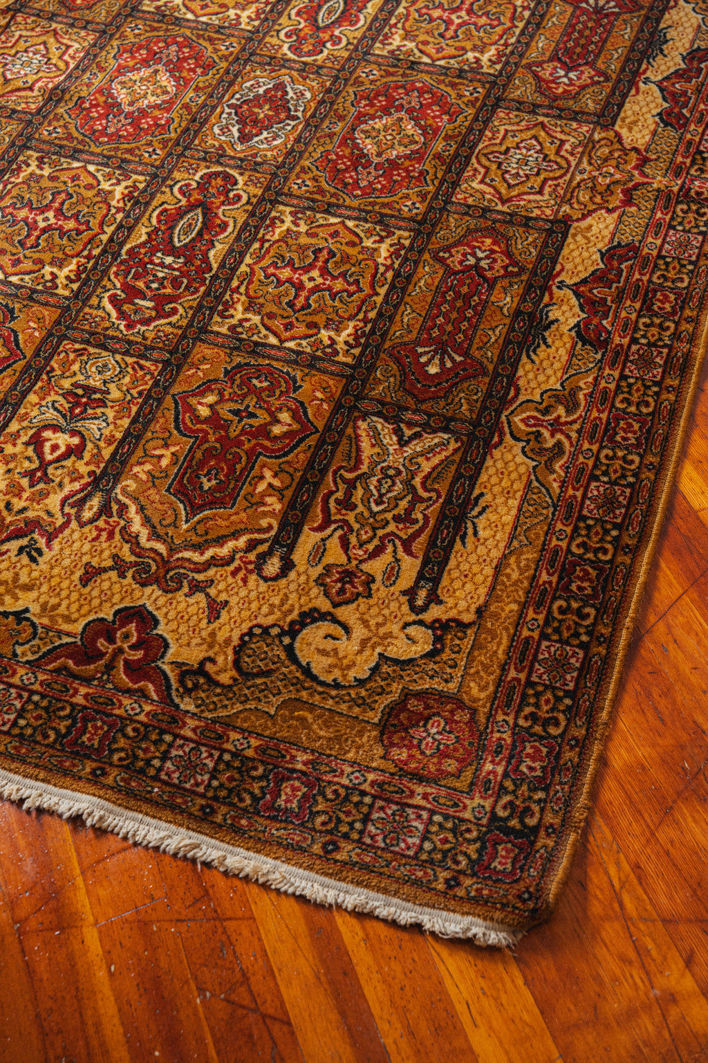 Vintage Turkish Rug 6x9'