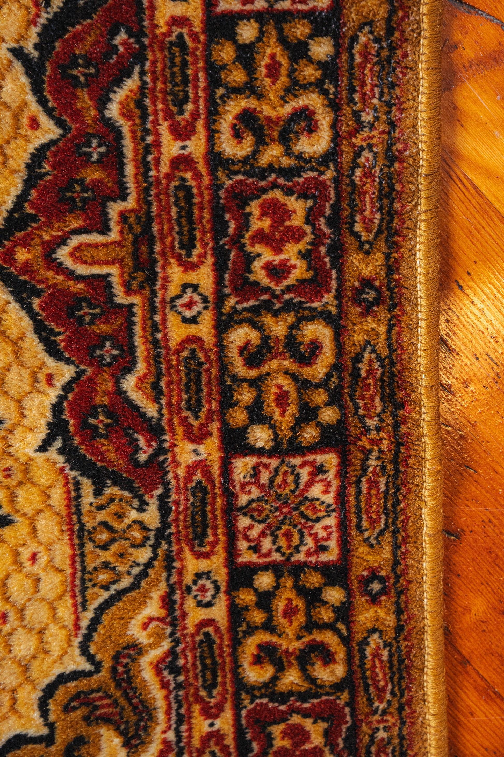 Vintage Turkish Rug 6x9'