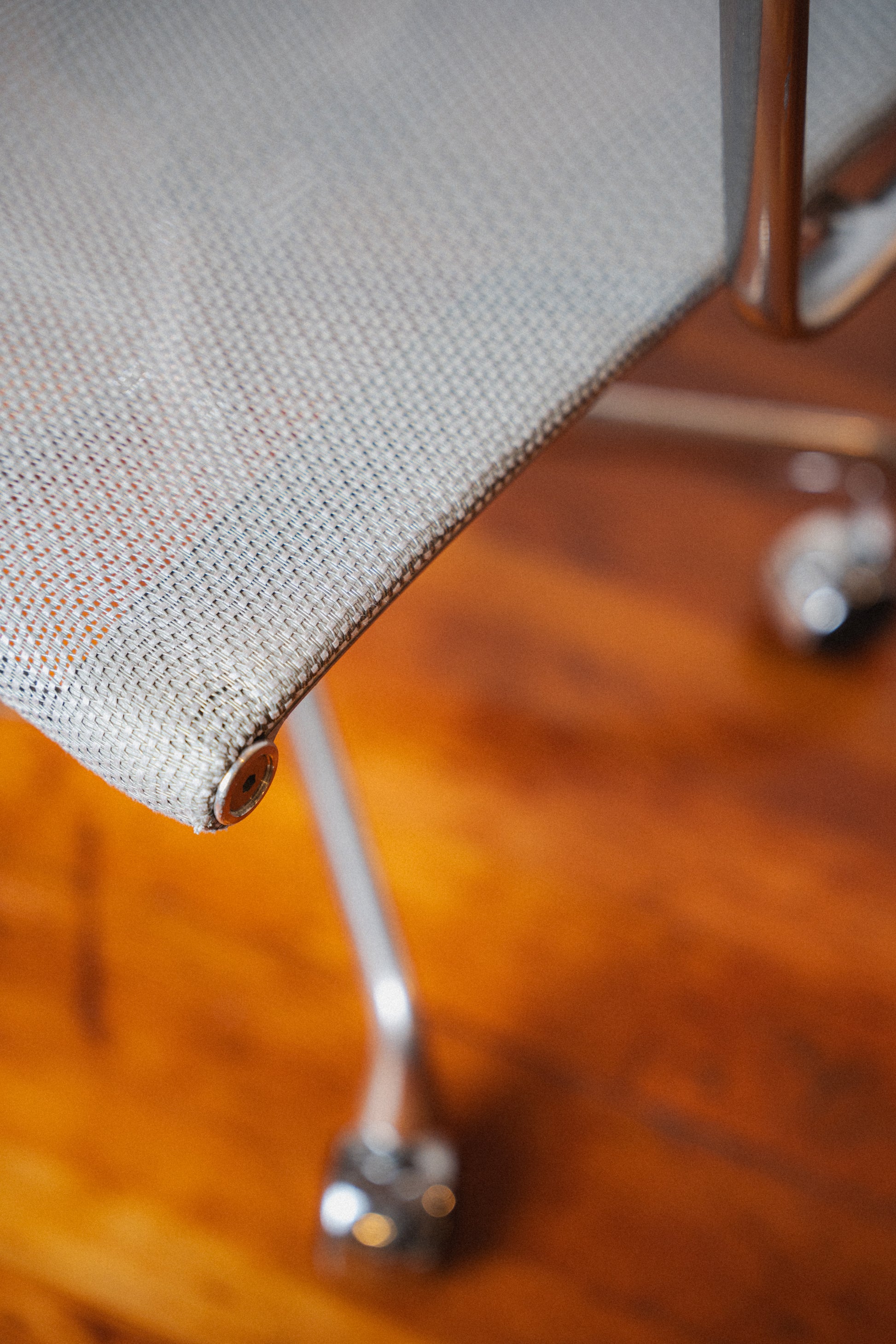 Eames Aluminum Group Chair by Charles & Ray Eames for Herman Miller