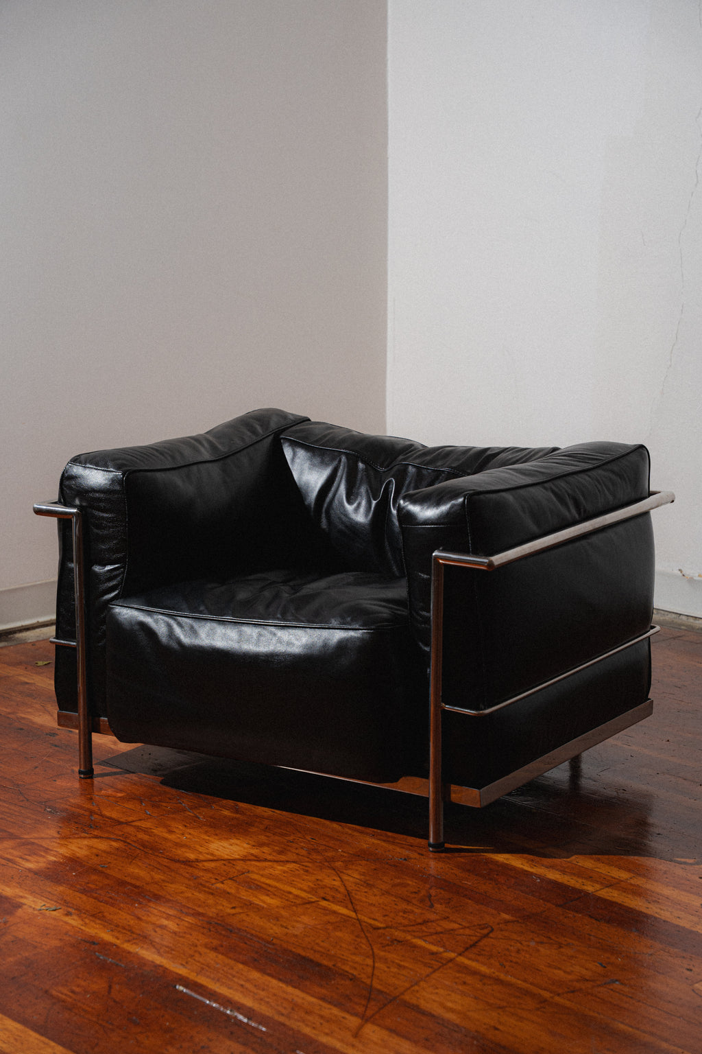 Le Corbusier LC3 Grand Model Style Chair