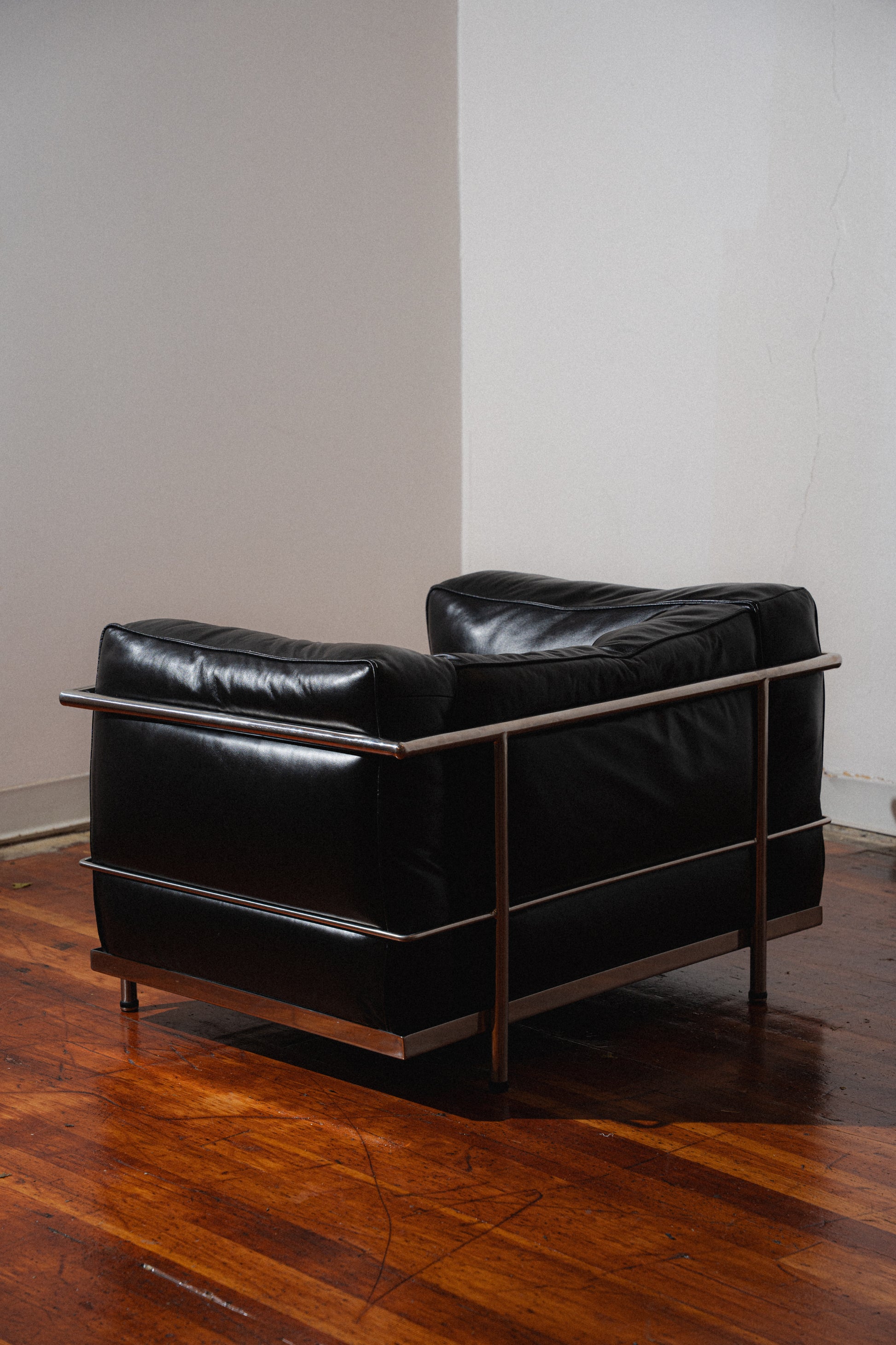 Le Corbusier LC3 Grand Model Style Chair