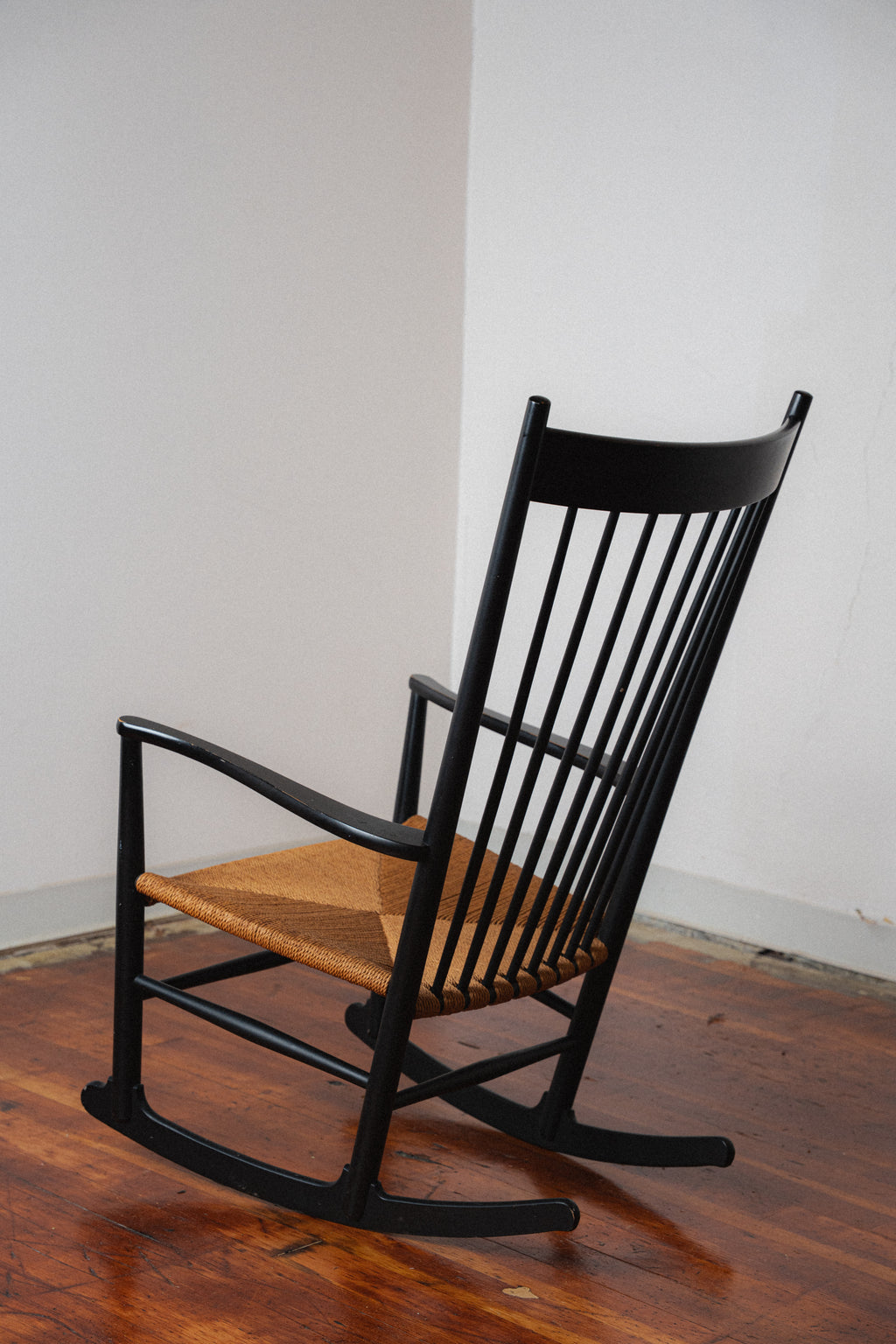 J16 Rocking Chair by Hans Wegner for FDB Møbler