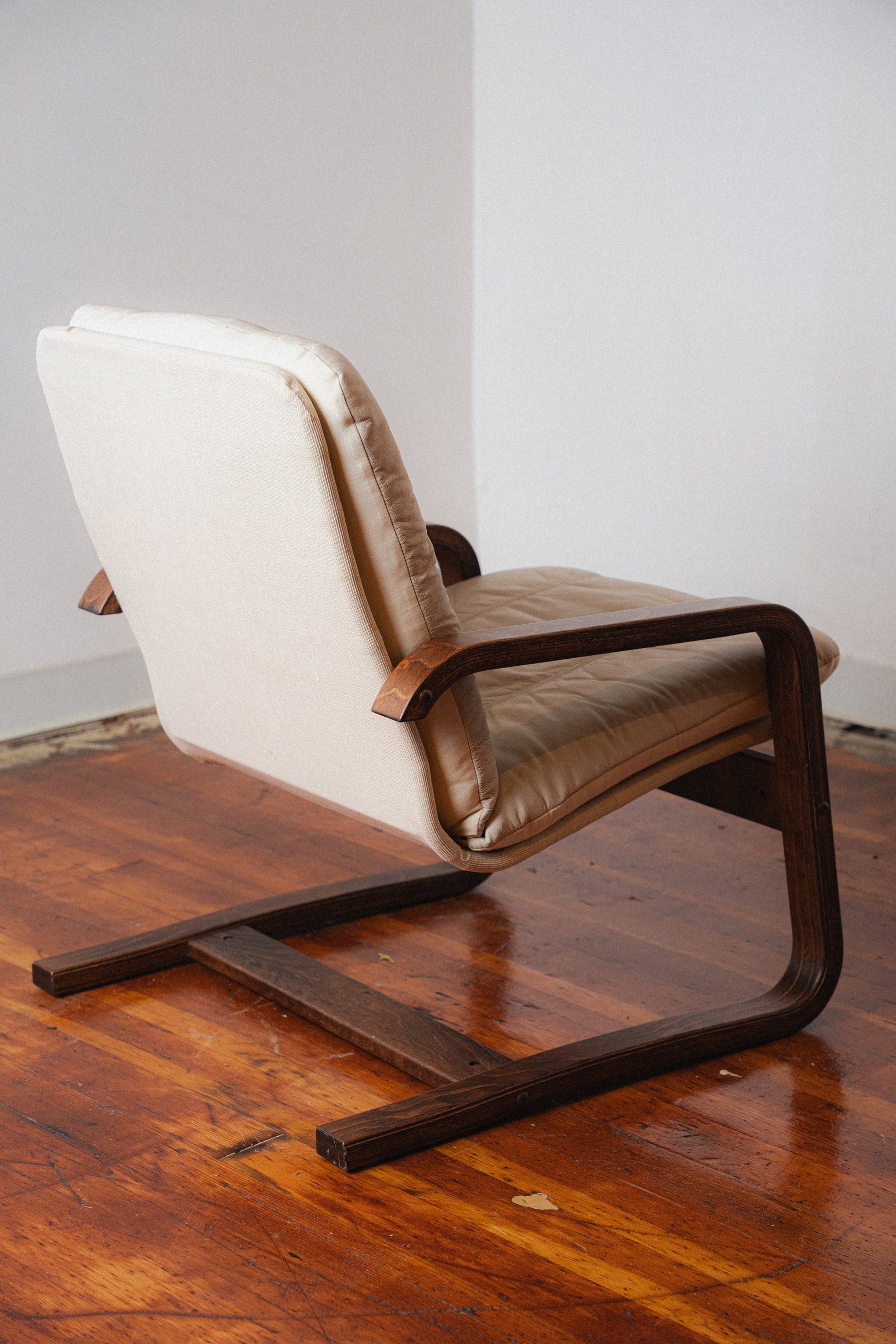 Bent Rosewood Lounge Chairs by Westnofa