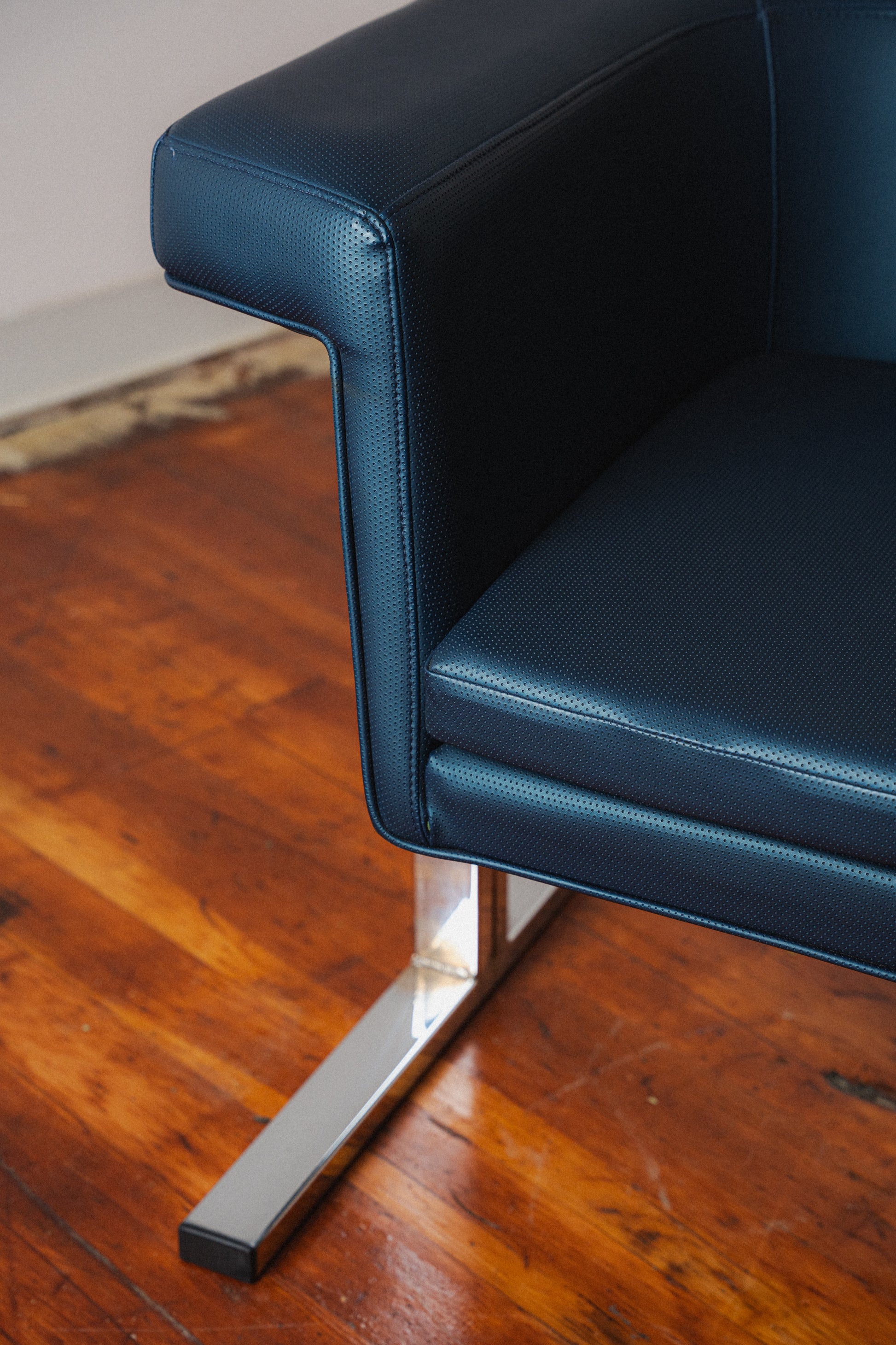 Battlestar Galactica Prop Lounge Chair