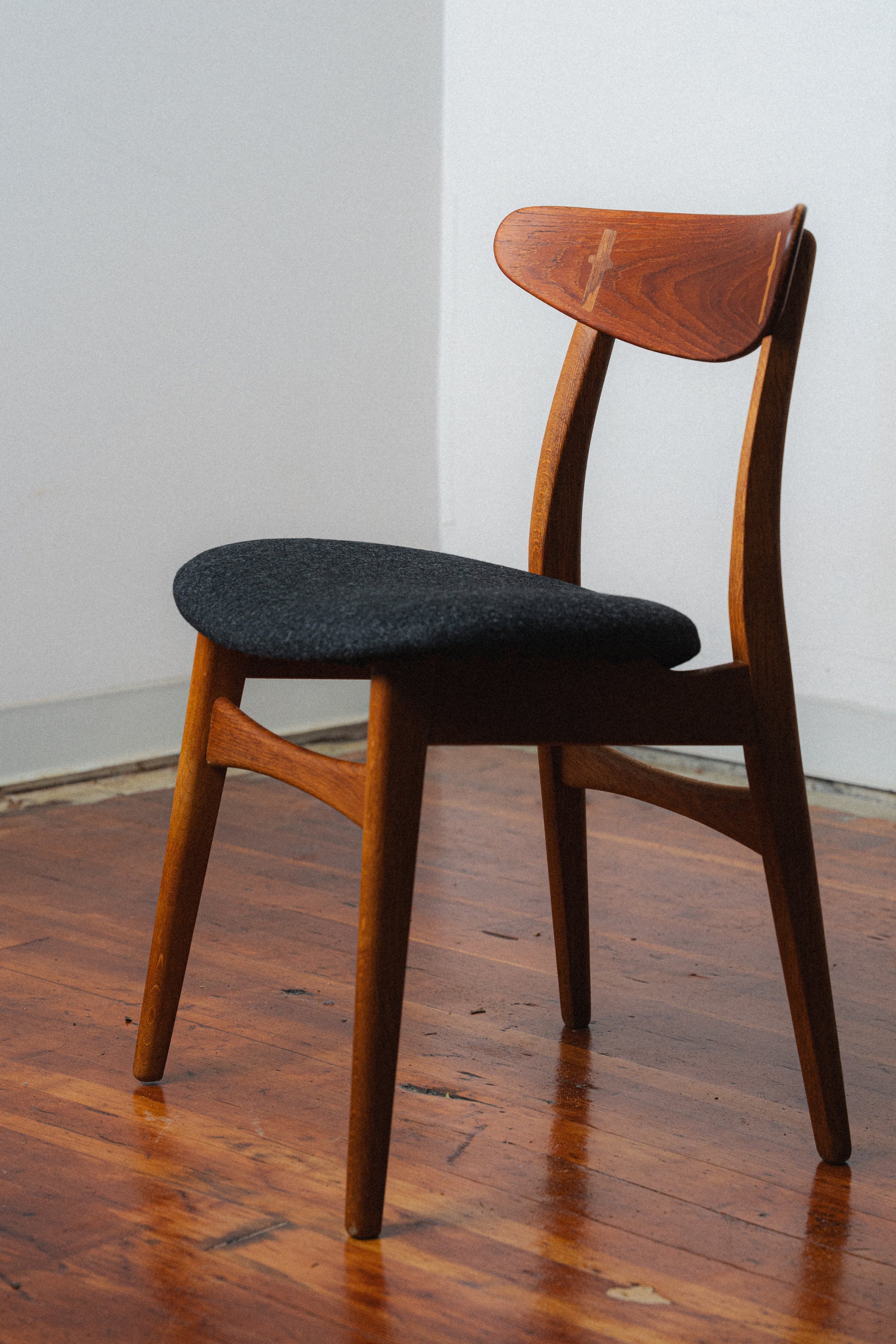 CH30 Chair by Hans Wegner for Carl Hansen & Son
