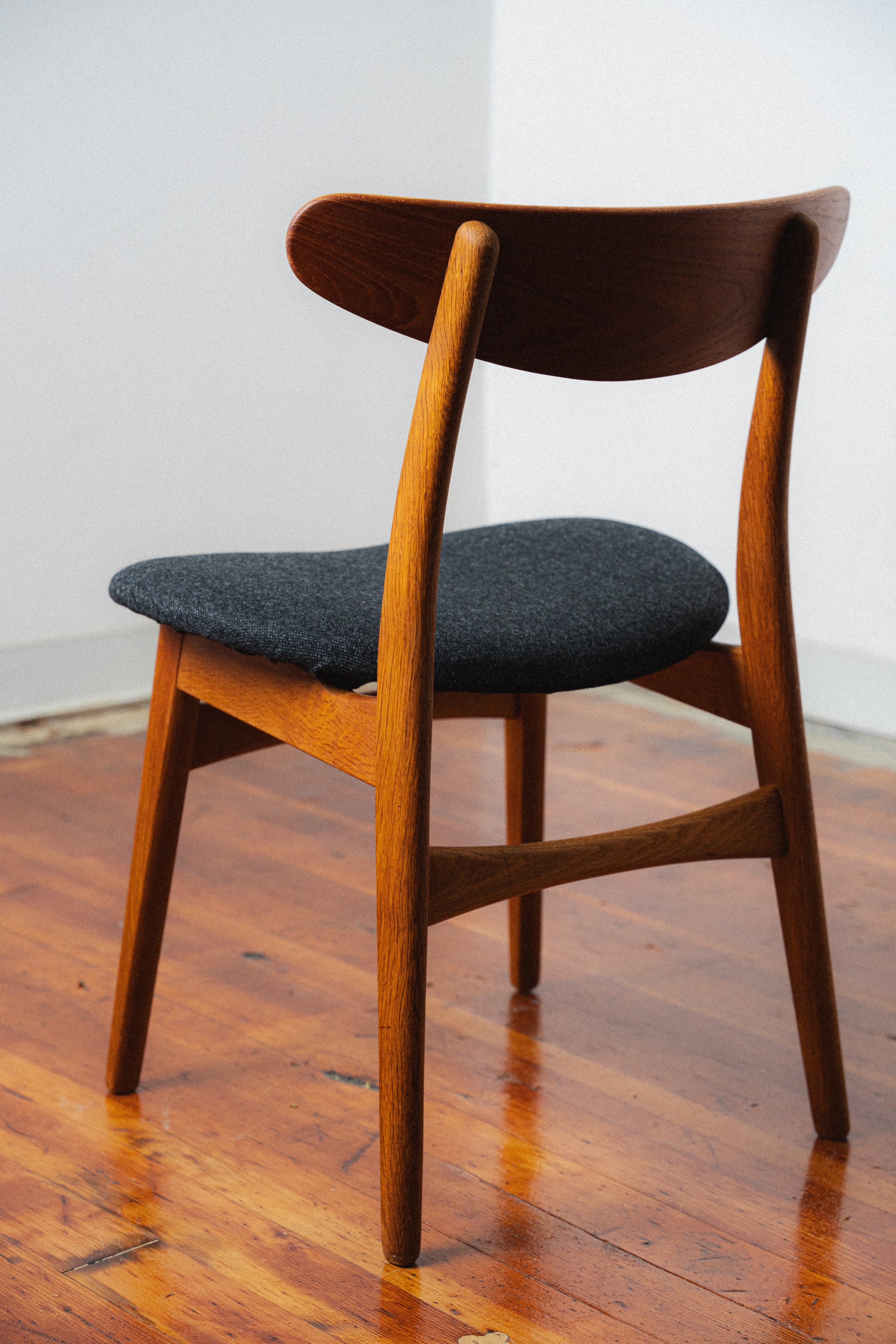 CH30 Chair by Hans Wegner for Carl Hansen & Son