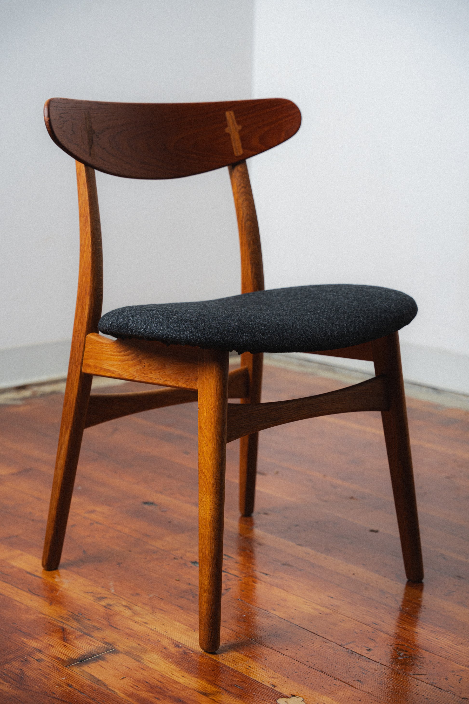 CH30 Chair by Hans Wegner for Carl Hansen & Son