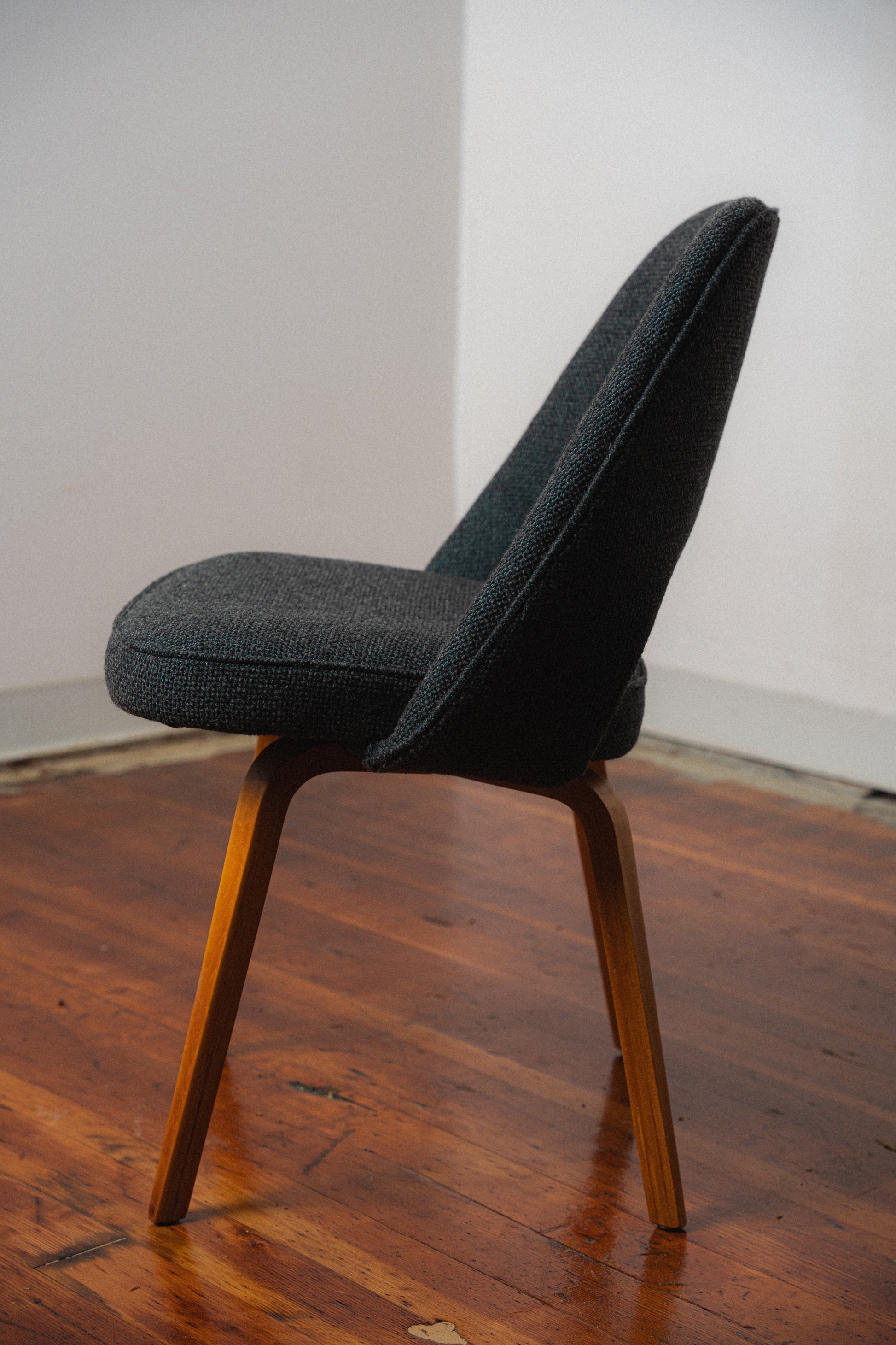 Executive Chair (Armless) by Eero Saarinen for Knoll
