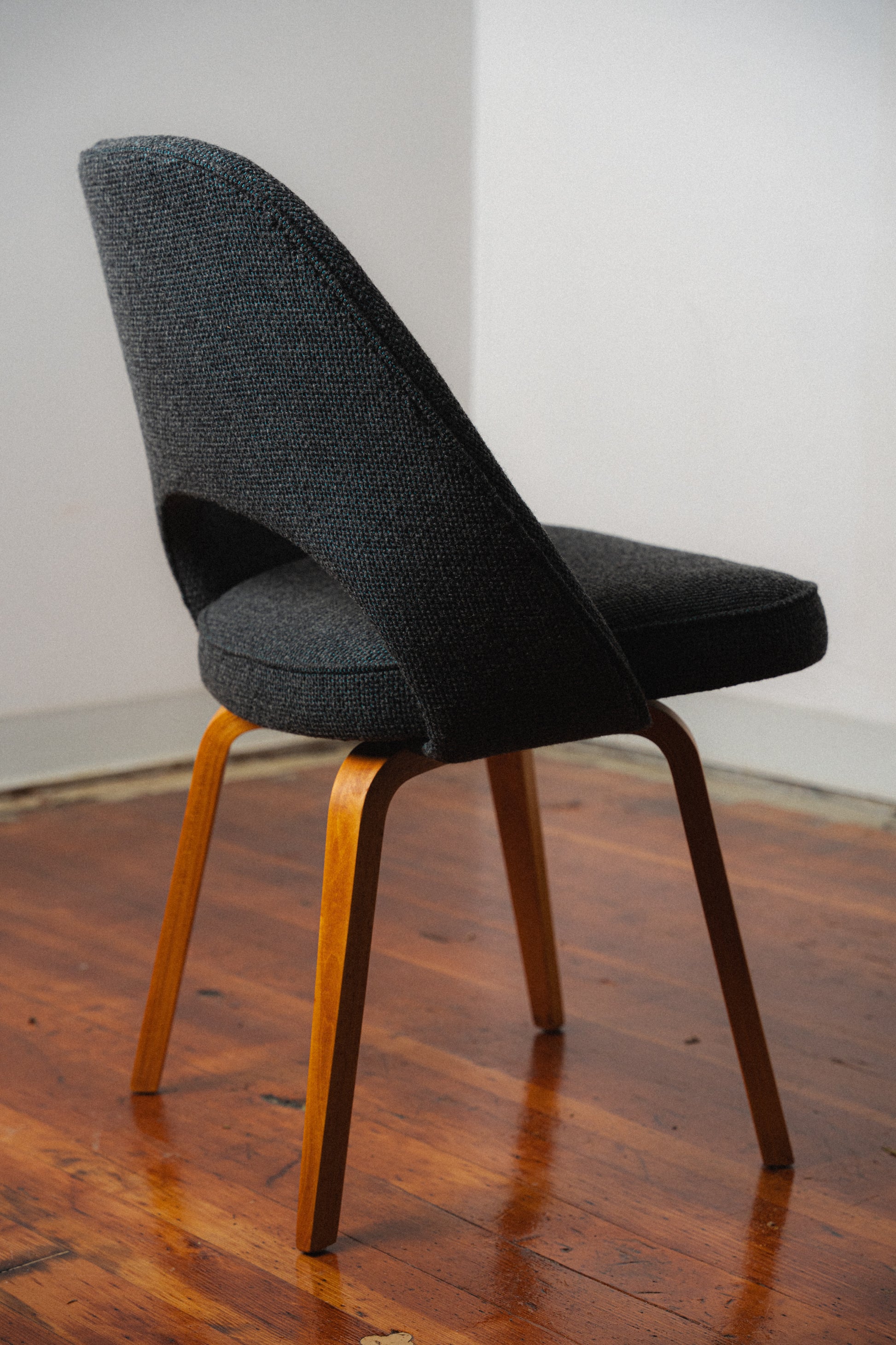 Executive Chair (Armless) by Eero Saarinen for Knoll