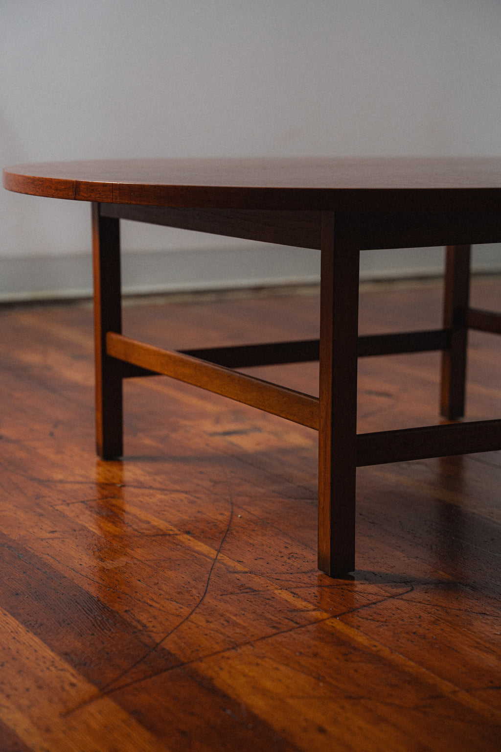 Round "Delineator" Coffee Table by Paul McCobb for Lane