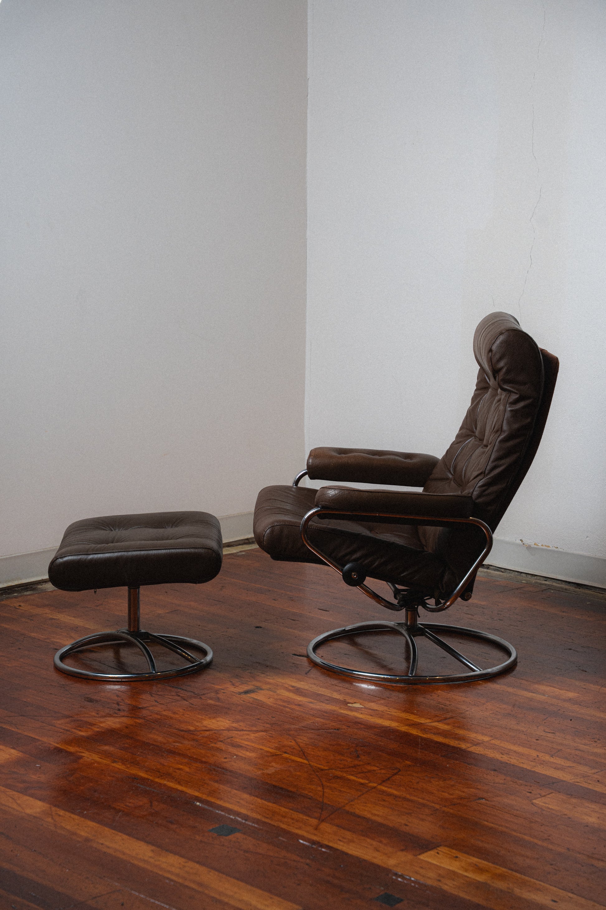 Ekornes Stressless Lounge Chair + Ottoman